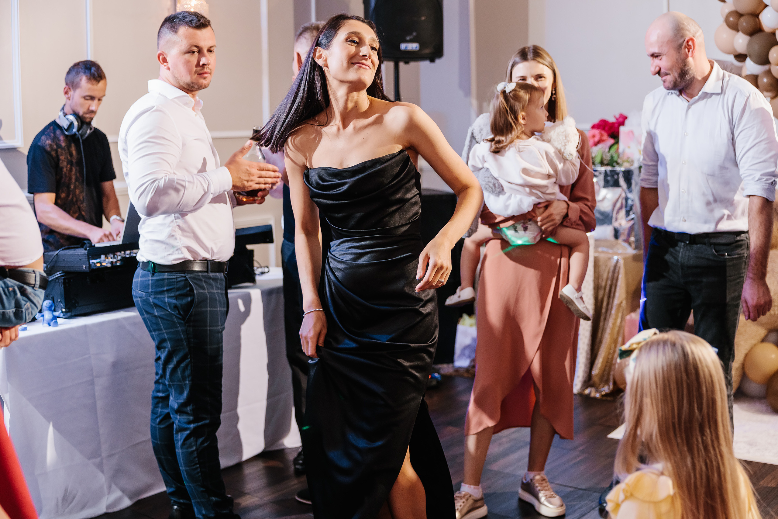 08.20.2022 First birthday. Wedding family event photographer in Chicago Nick Yushevich