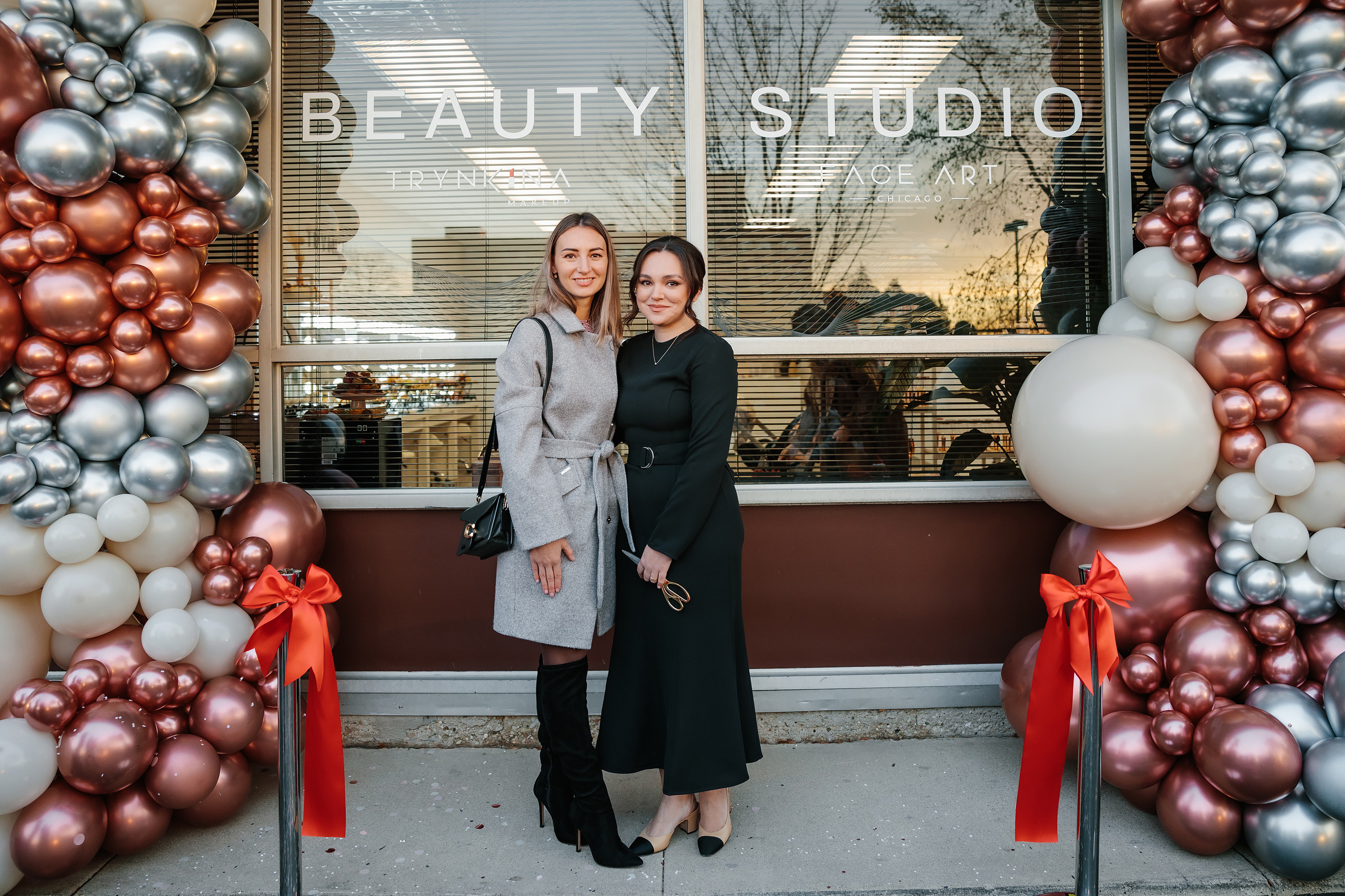 Grand Opening Trynkina Makeup 11.20.2022. Wedding family event photographer in Chicago Nick Yushevich
