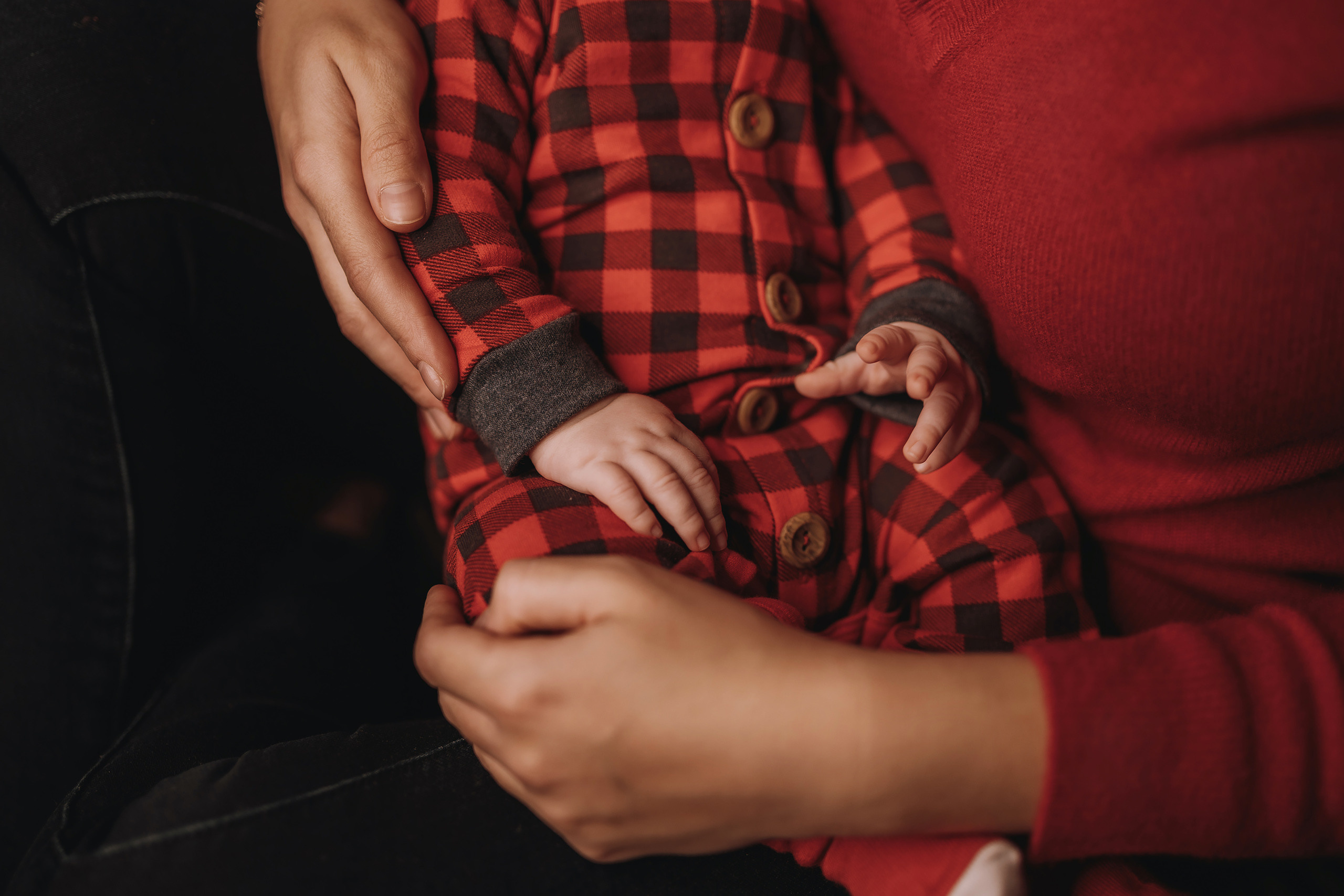 11.26.2022 Christmas Photoshoot 9. Wedding family event photographer in Chicago Nick Yushevich