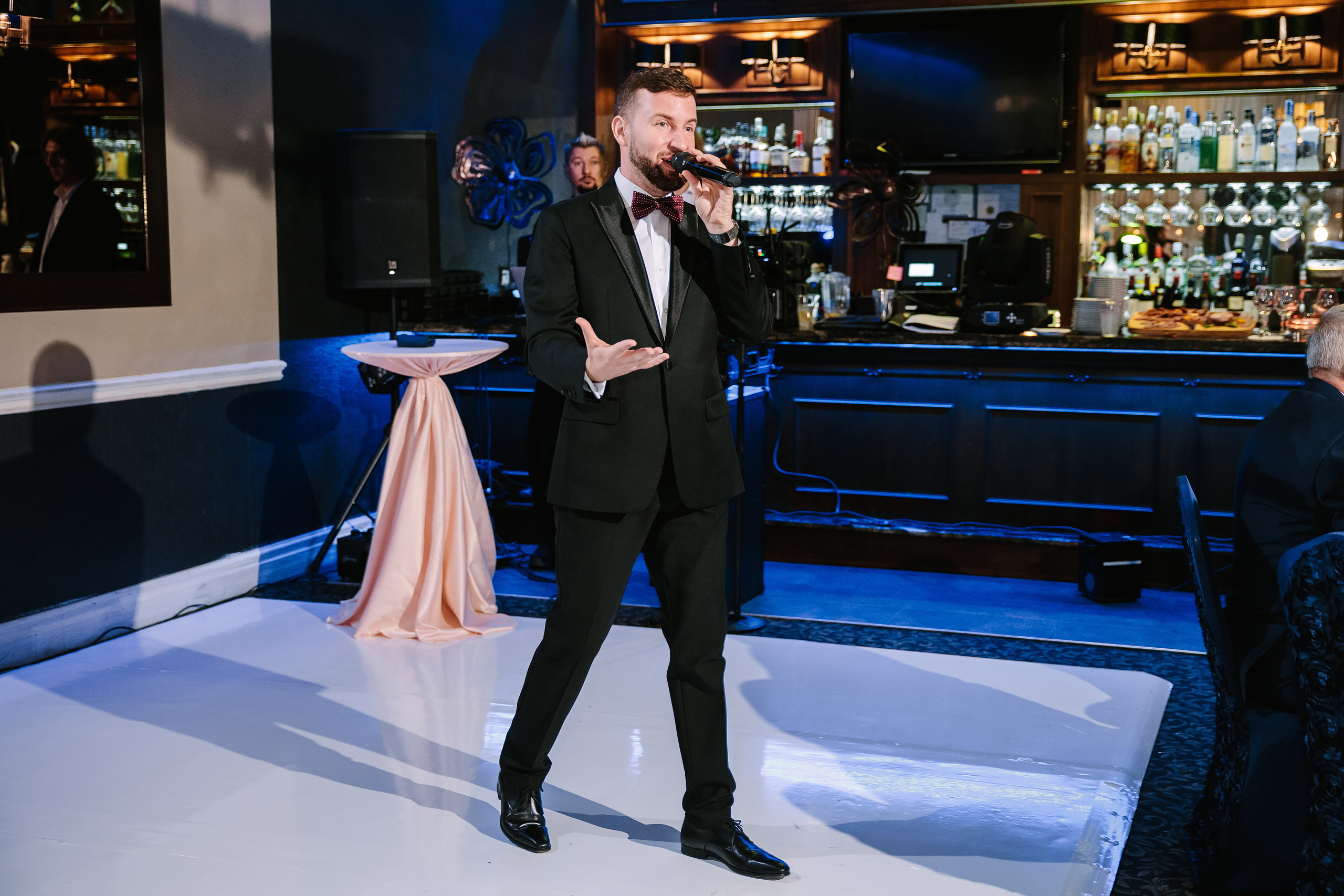 10.29.2022 Wedding. Wedding family event photographer in Chicago Nick Yushevich