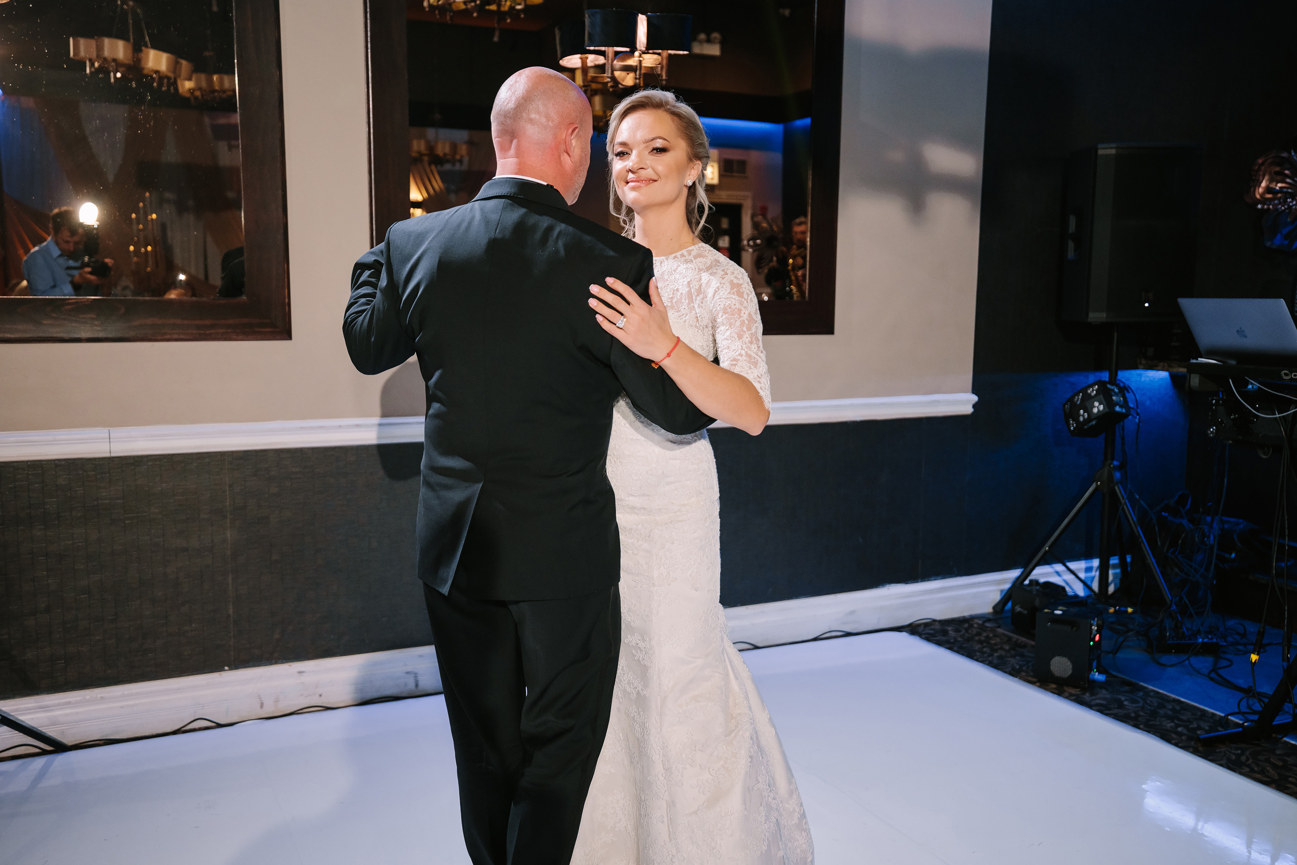 10.29.2022 Wedding. Wedding family event photographer in Chicago Nick Yushevich