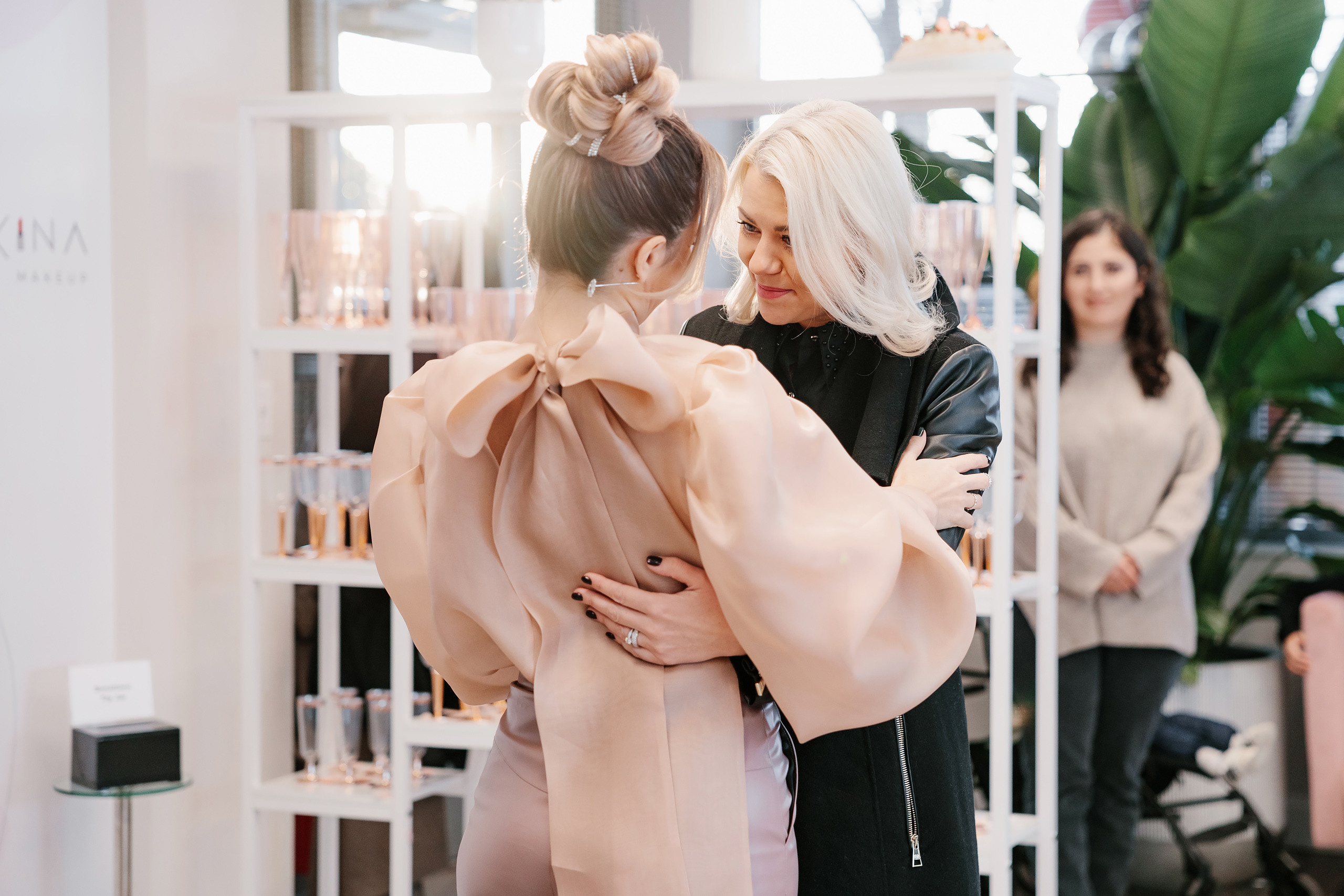 Grand Opening Trynkina Makeup 11.20.2022. Wedding family event photographer in Chicago Nick Yushevich