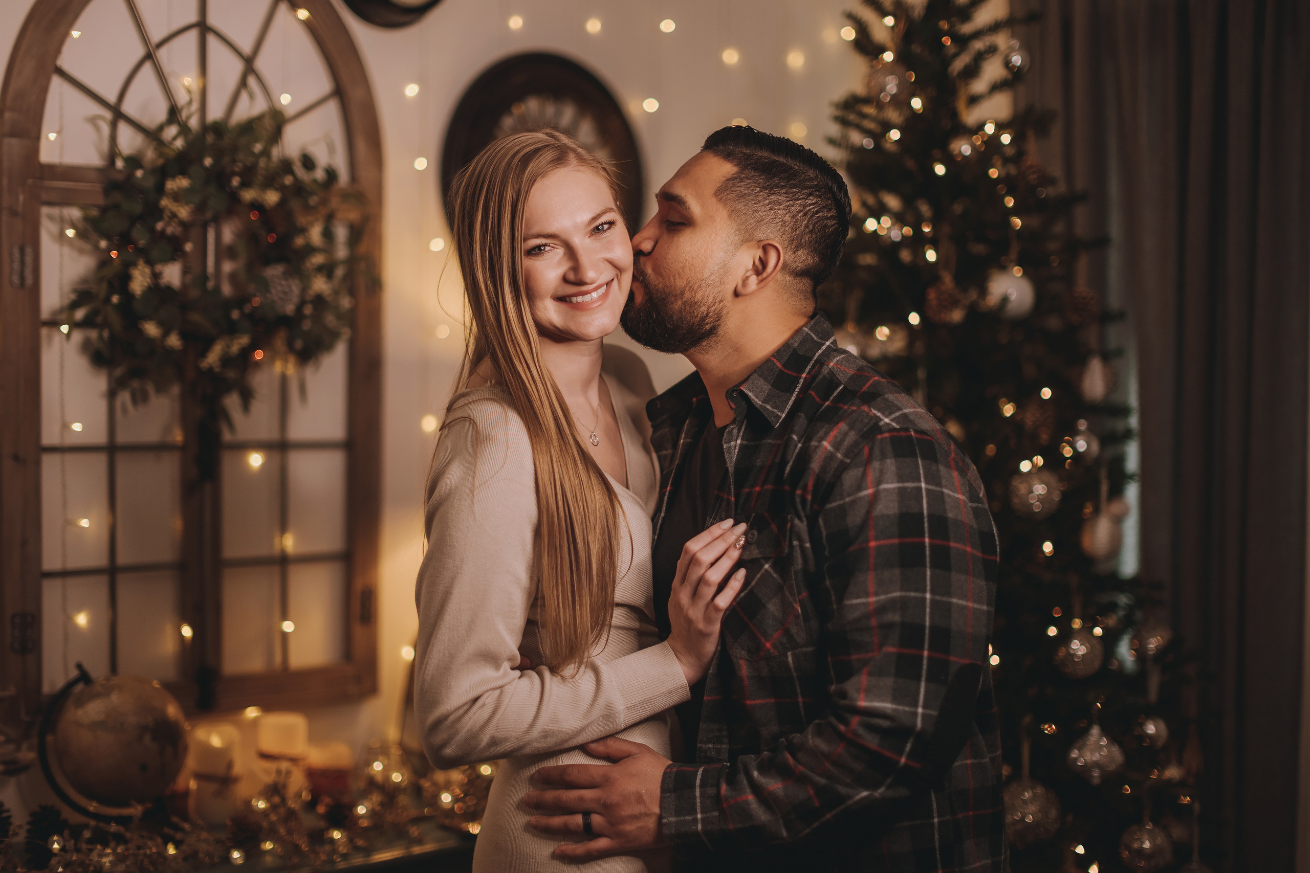 11.16.2022 Christmas Photoshoot 3. Wedding family event photographer in Chicago Nick Yushevich