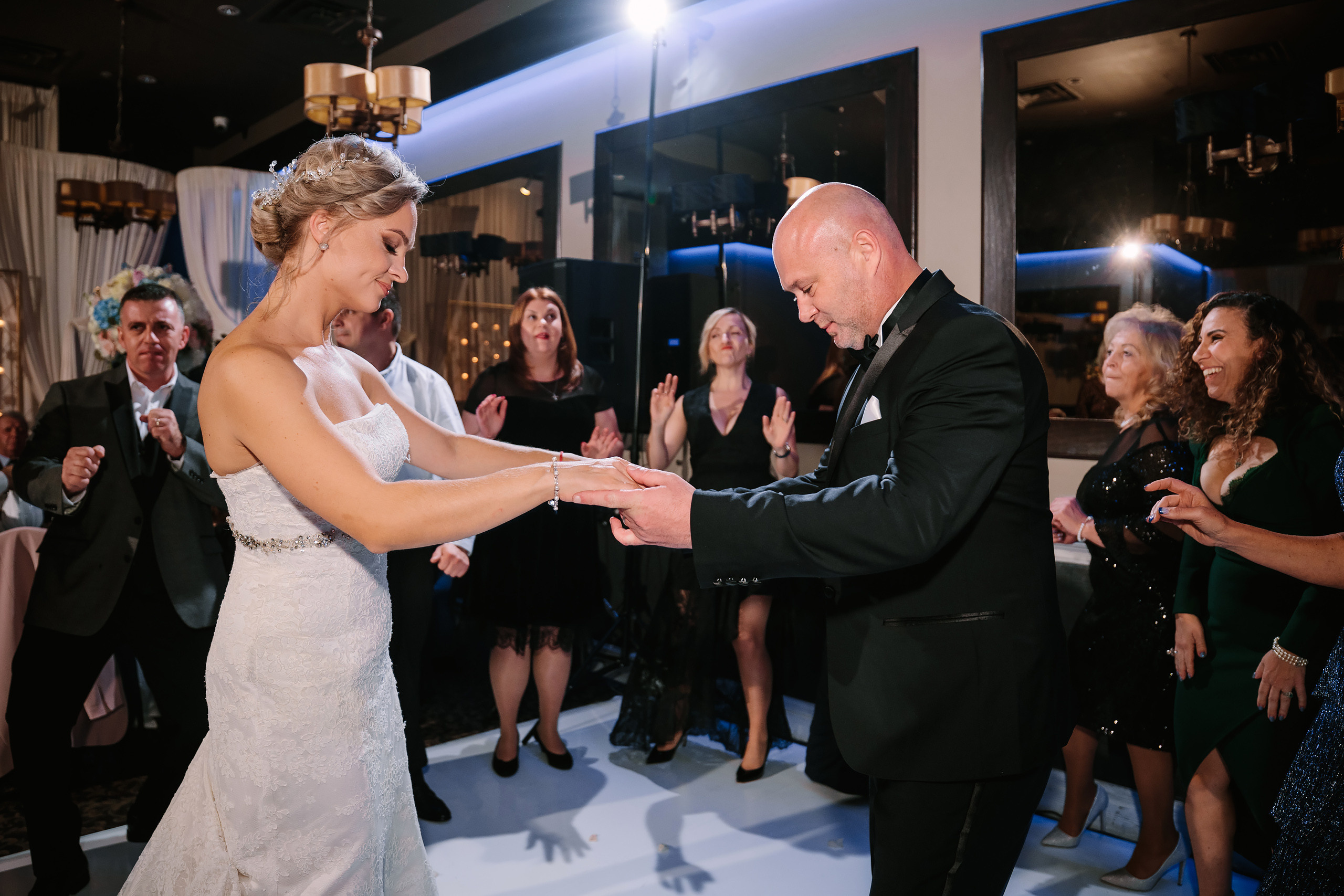 10.29.2022 Wedding. Wedding family event photographer in Chicago Nick Yushevich