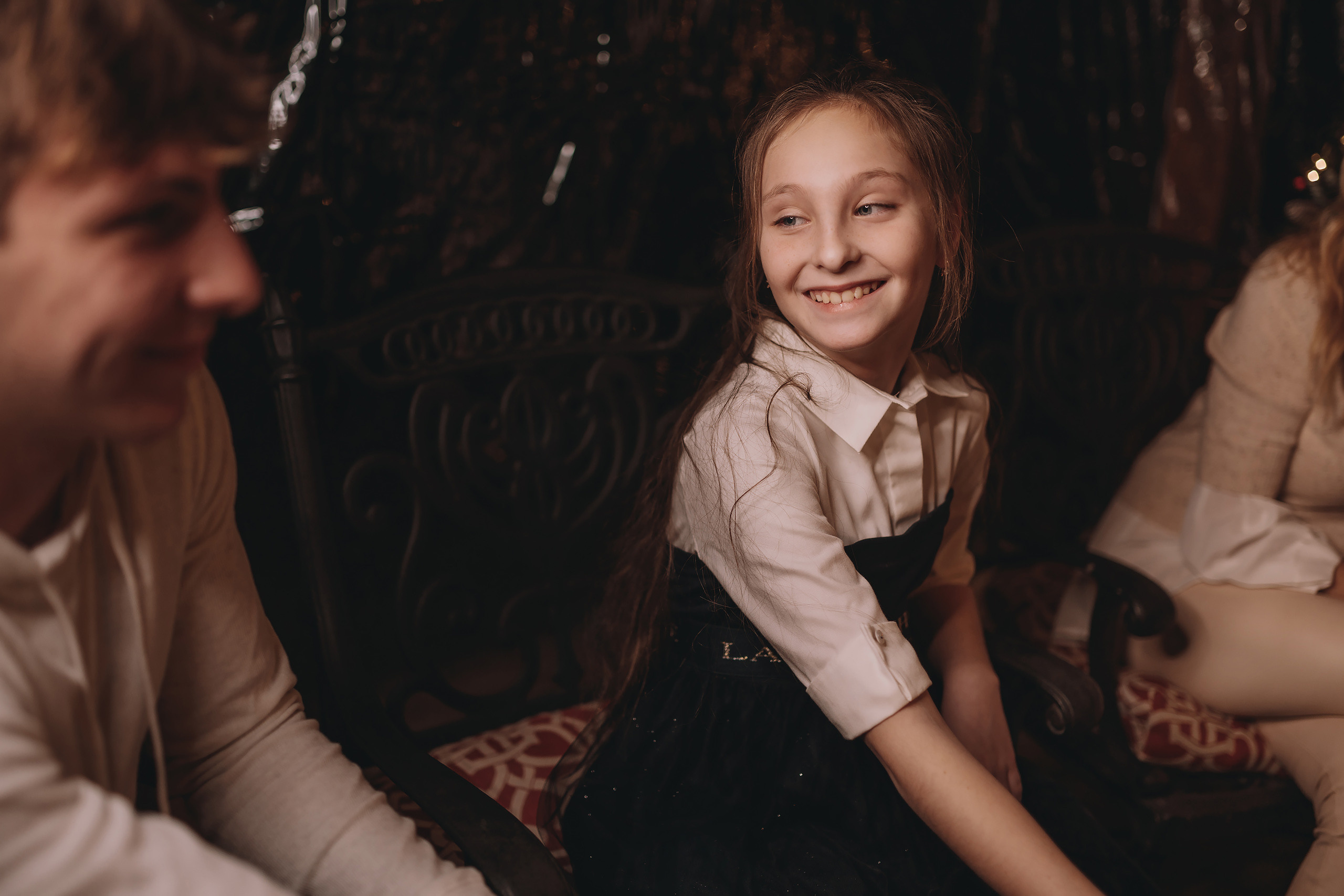 11.26.2022 Christmas Photoshoot. Wedding family event photographer in Chicago Nick Yushevich