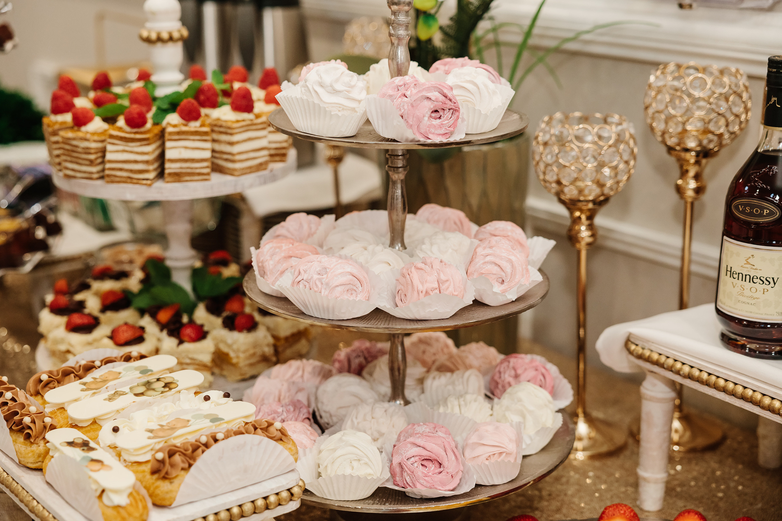 08.20.2022 First birthday. Wedding family event photographer in Chicago Nick Yushevich