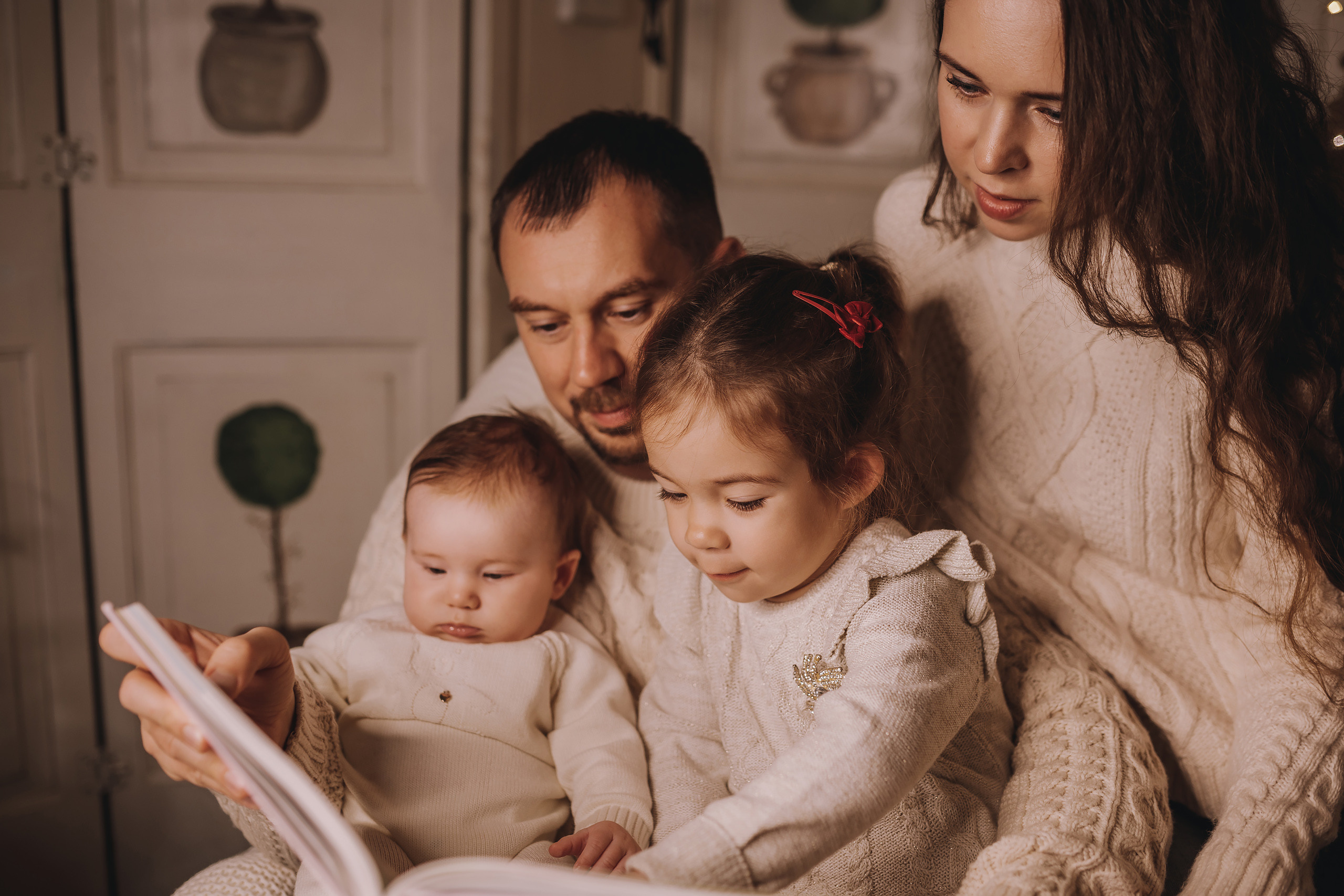 11.14.2022 Christmas Photoshoot 2. Wedding family event photographer in Chicago Nick Yushevich