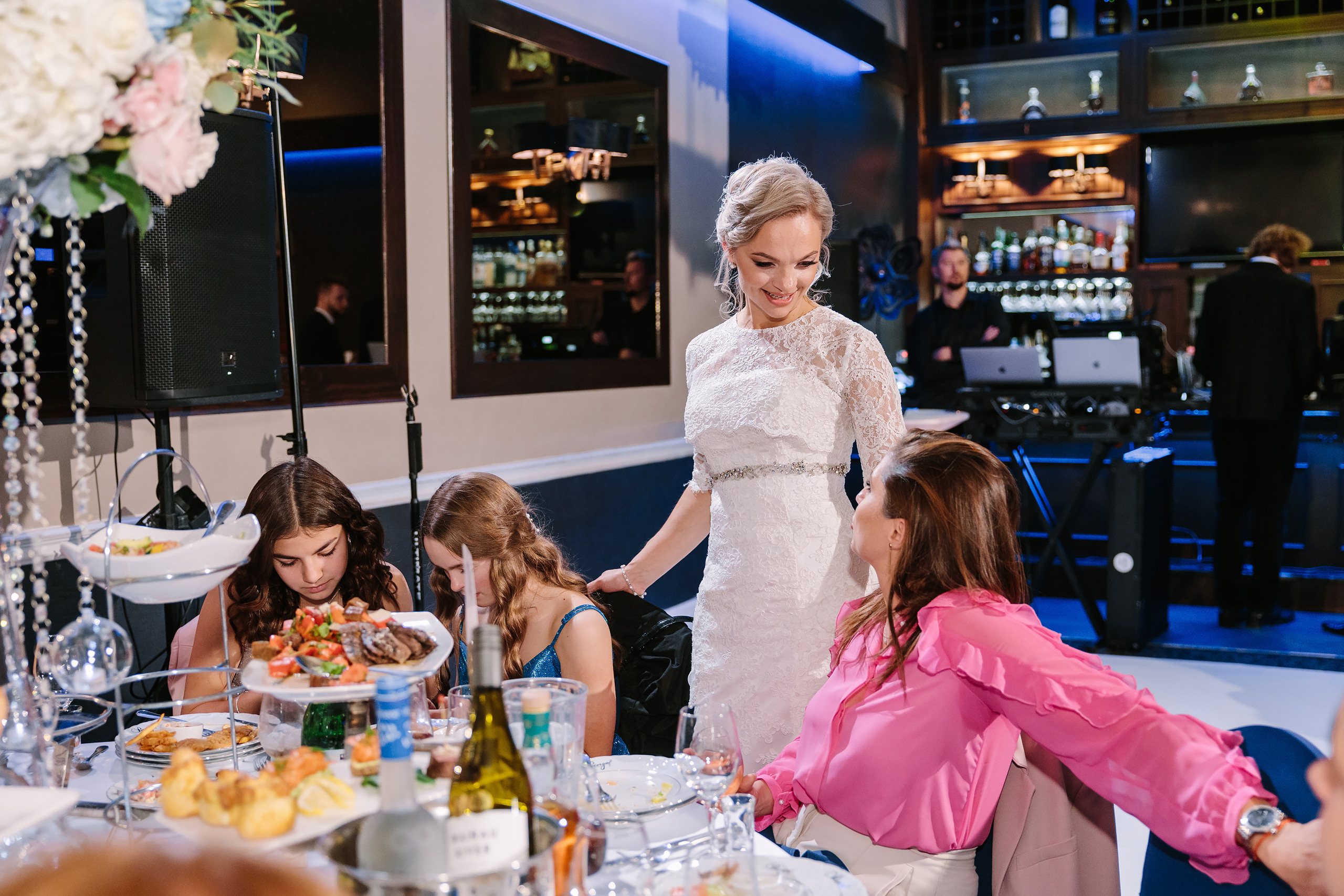 10.29.2022 Wedding. Wedding family event photographer in Chicago Nick Yushevich