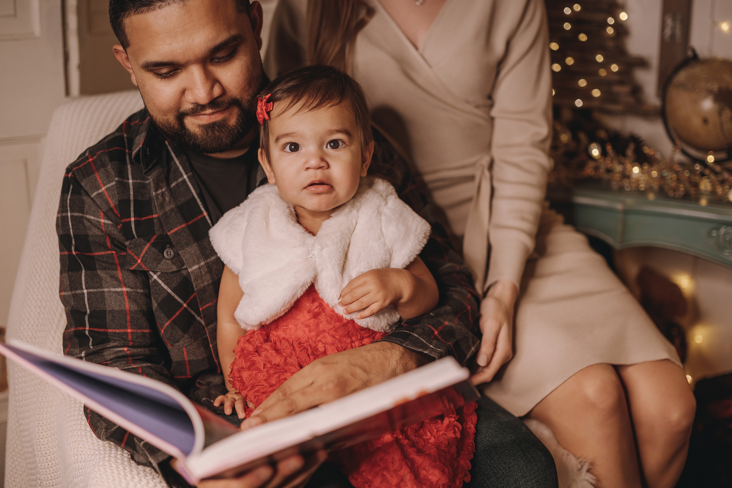 11.16.2022 Christmas Photoshoot 3. Wedding family event photographer in Chicago Nick Yushevich