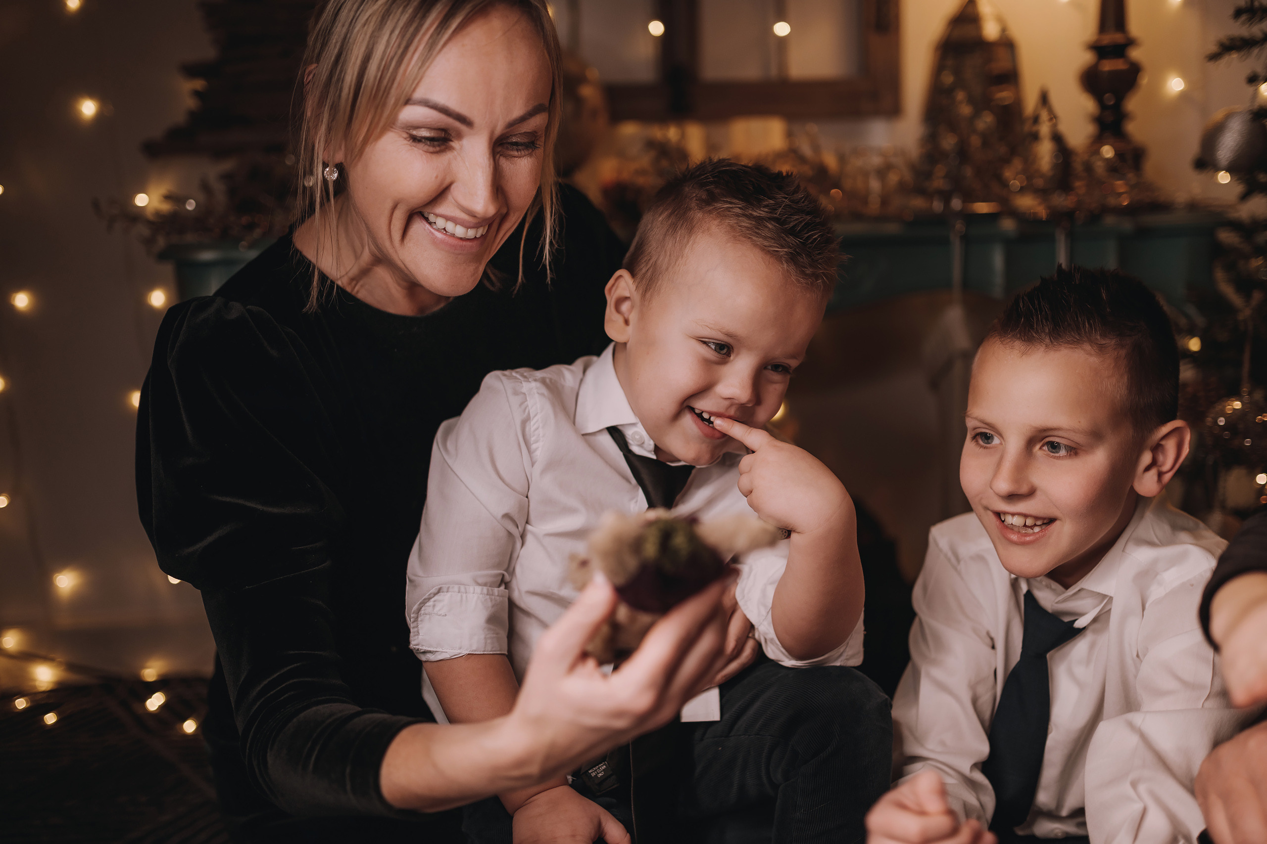 11.25.2022 Christmas Photoshoot 5. Wedding family event photographer in Chicago Nick Yushevich