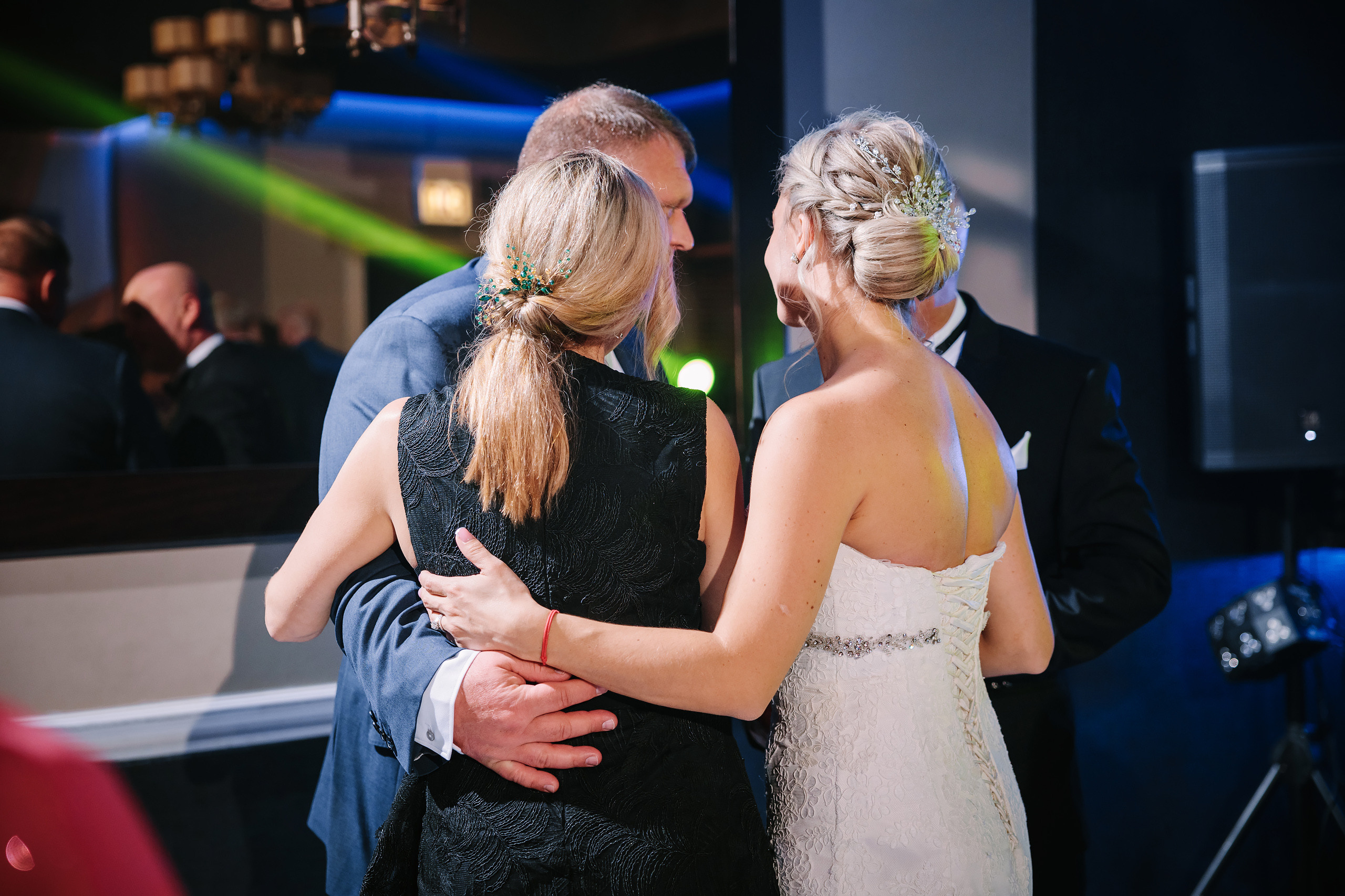 10.29.2022 Wedding. Wedding family event photographer in Chicago Nick Yushevich