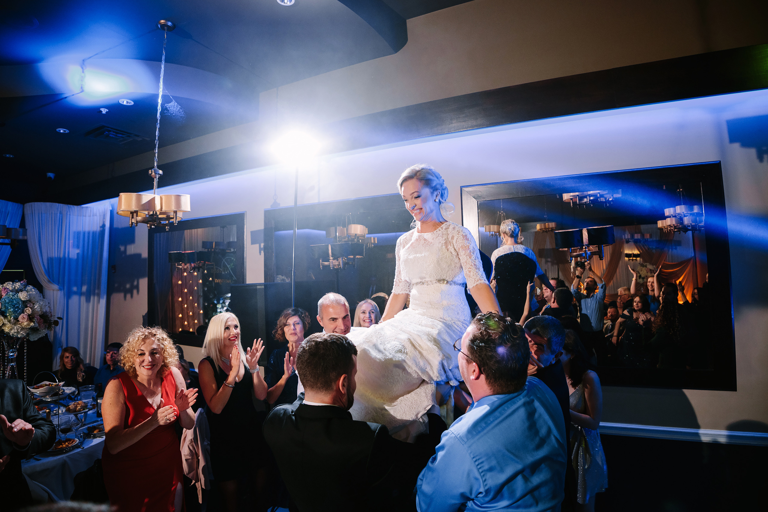 10.29.2022 Wedding. Wedding family event photographer in Chicago Nick Yushevich