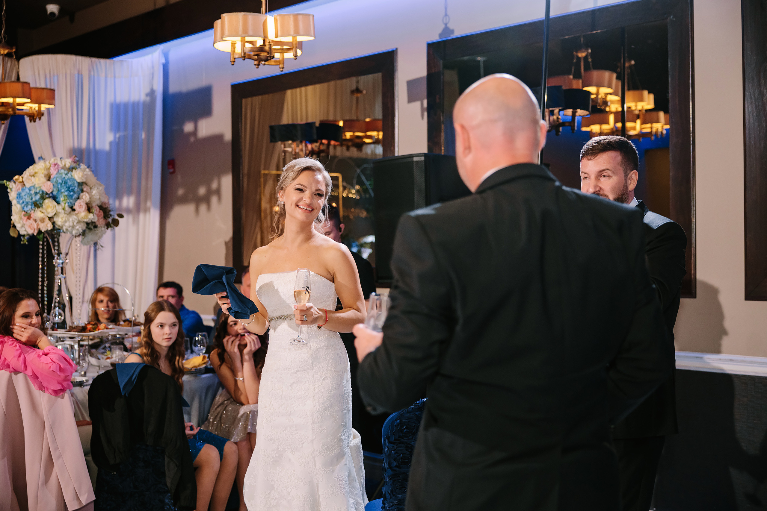 10.29.2022 Wedding. Wedding family event photographer in Chicago Nick Yushevich