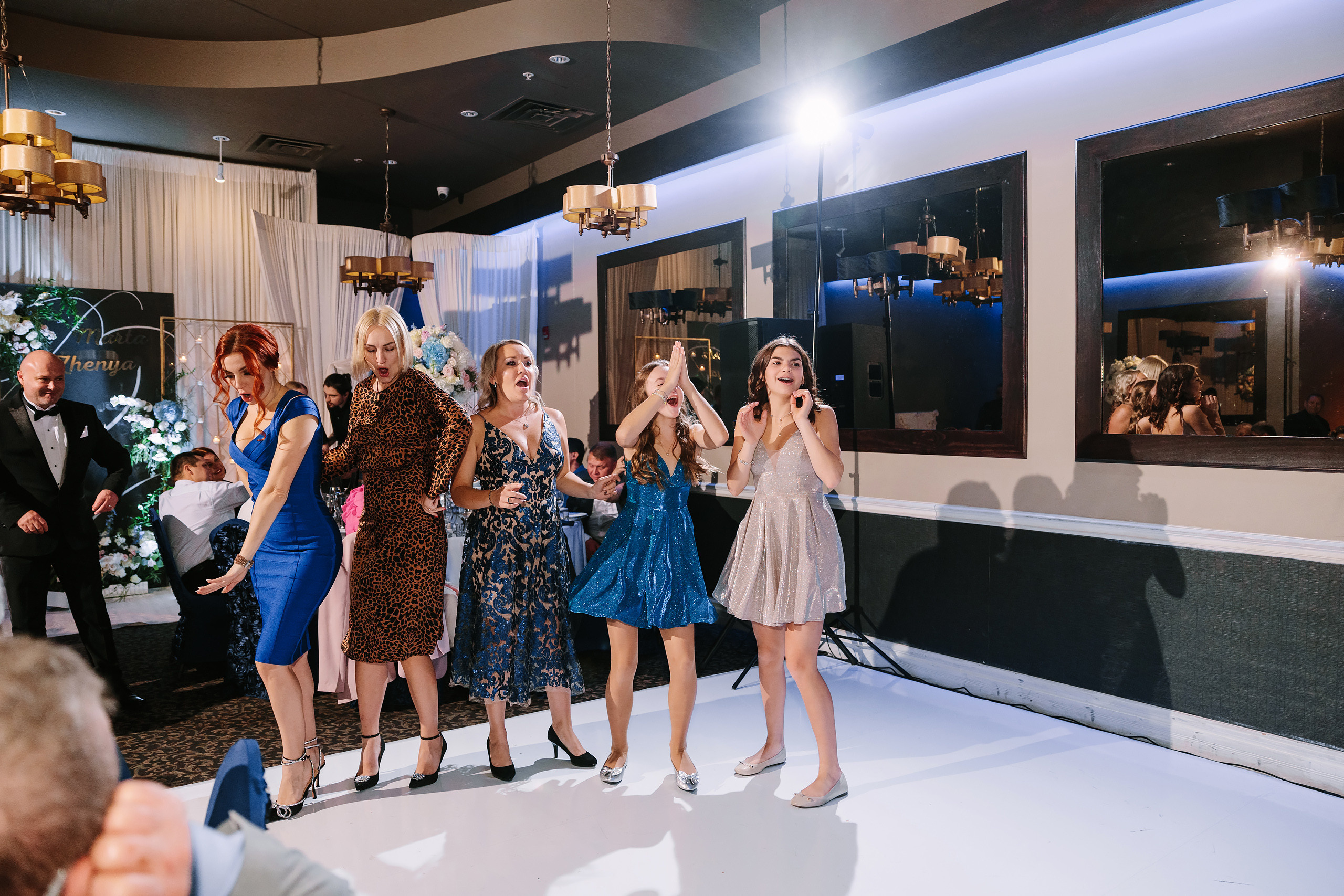 10.29.2022 Wedding. Wedding family event photographer in Chicago Nick Yushevich