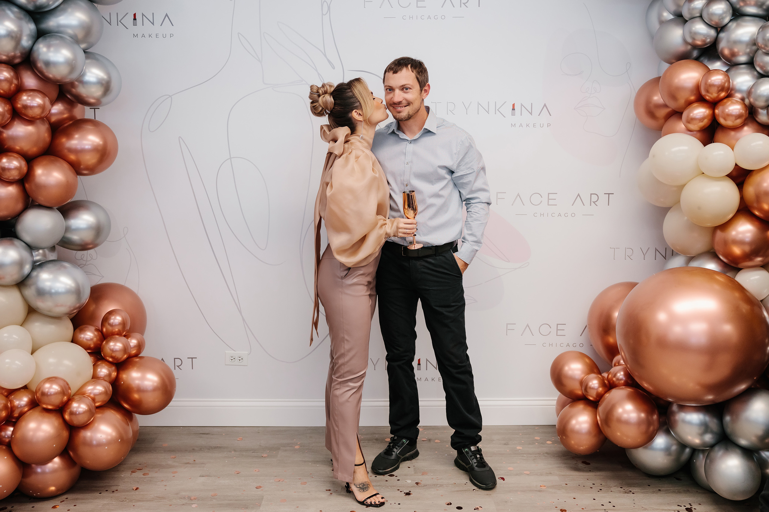 Grand Opening Trynkina Makeup 11.20.2022. Wedding family event photographer in Chicago Nick Yushevich