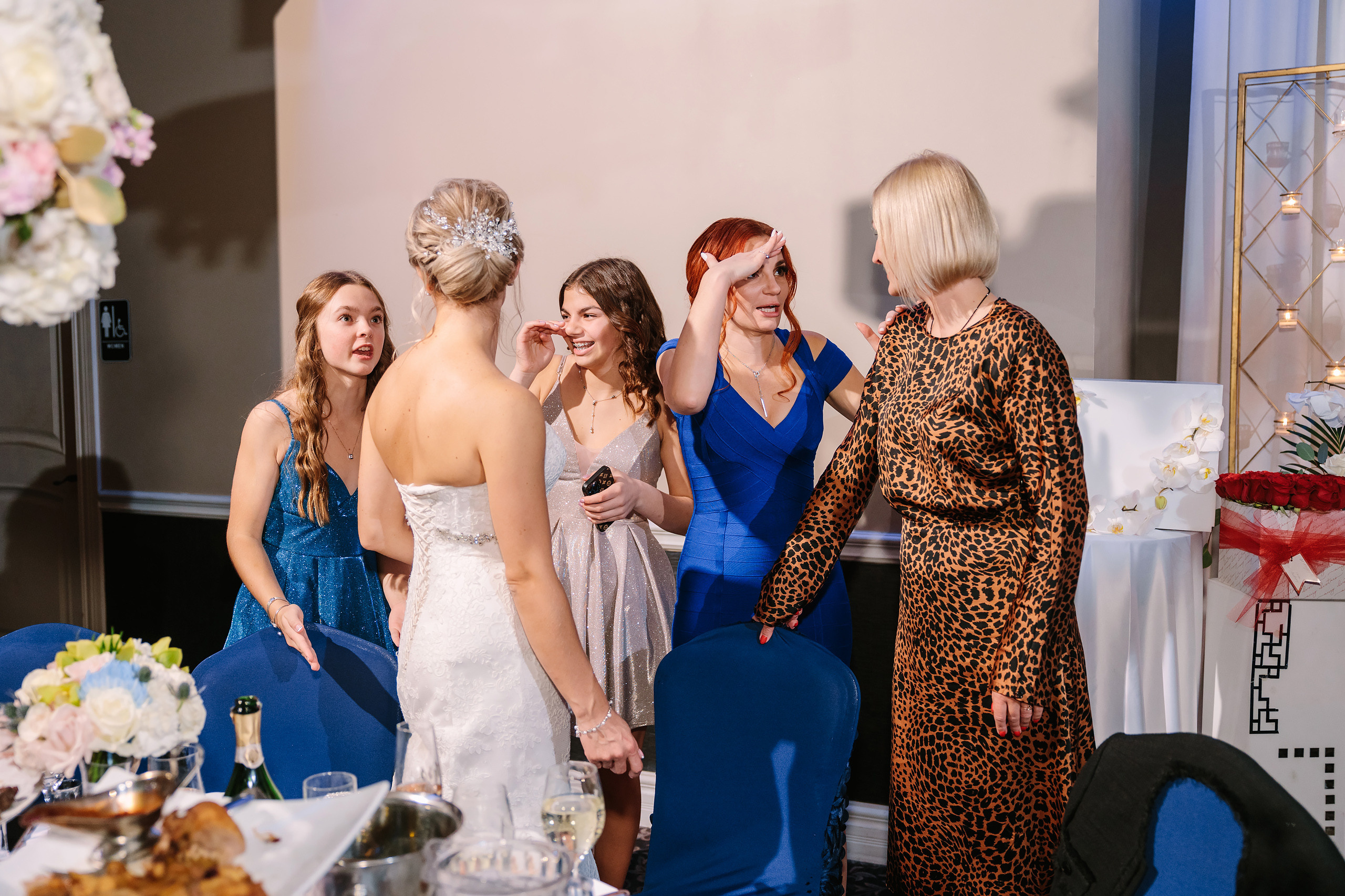 10.29.2022 Wedding. Wedding family event photographer in Chicago Nick Yushevich