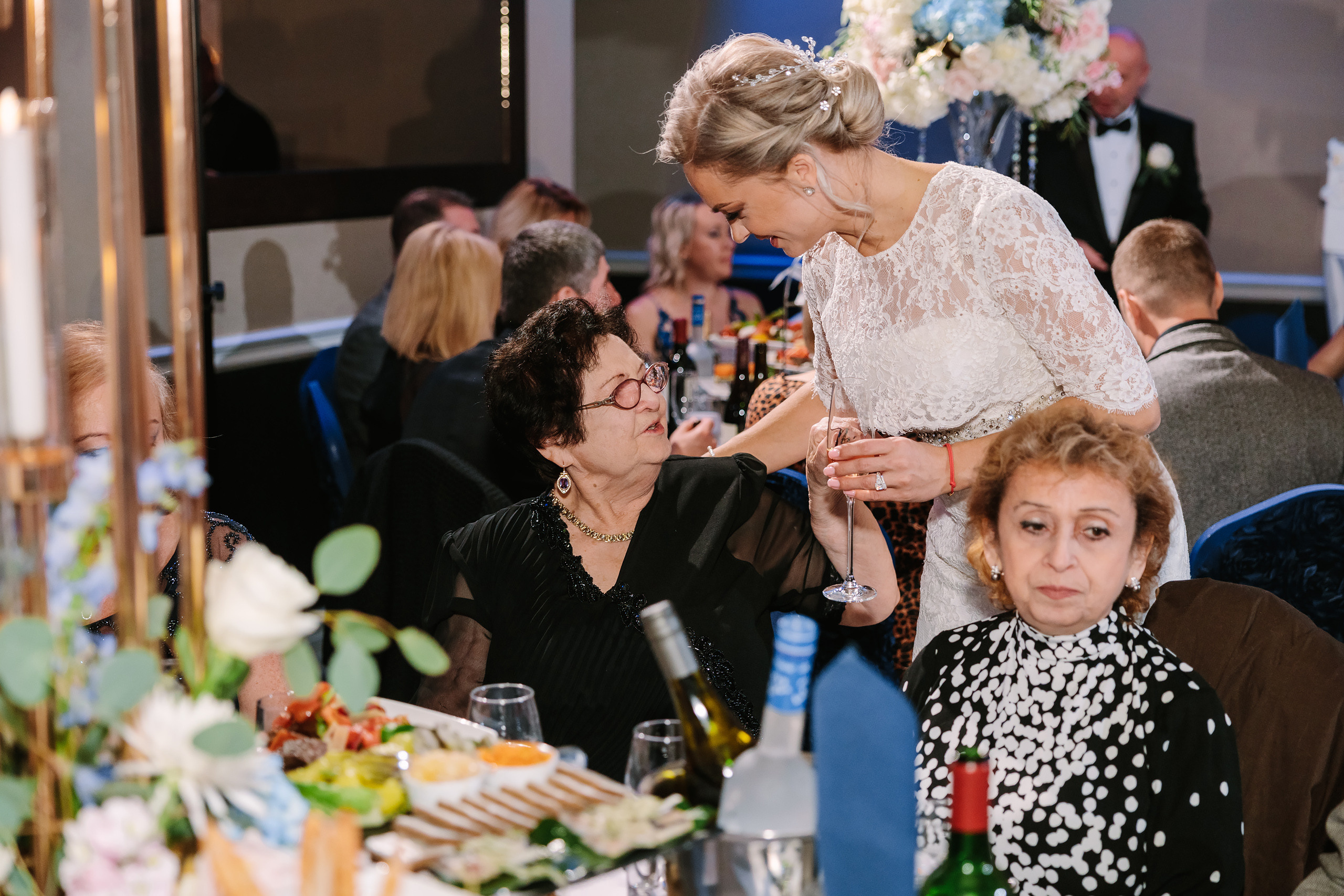 10.29.2022 Wedding. Wedding family event photographer in Chicago Nick Yushevich