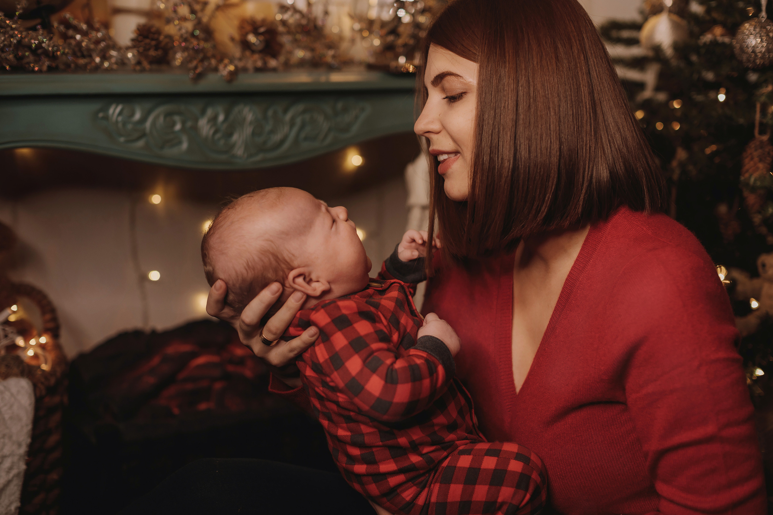 11.26.2022 Christmas Photoshoot 9. Wedding family event photographer in Chicago Nick Yushevich