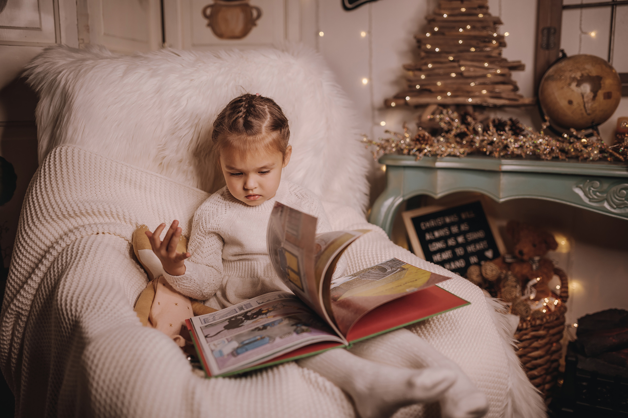 11.19.2022 Christmas Photoshoot 4. Wedding family event photographer in Chicago Nick Yushevich