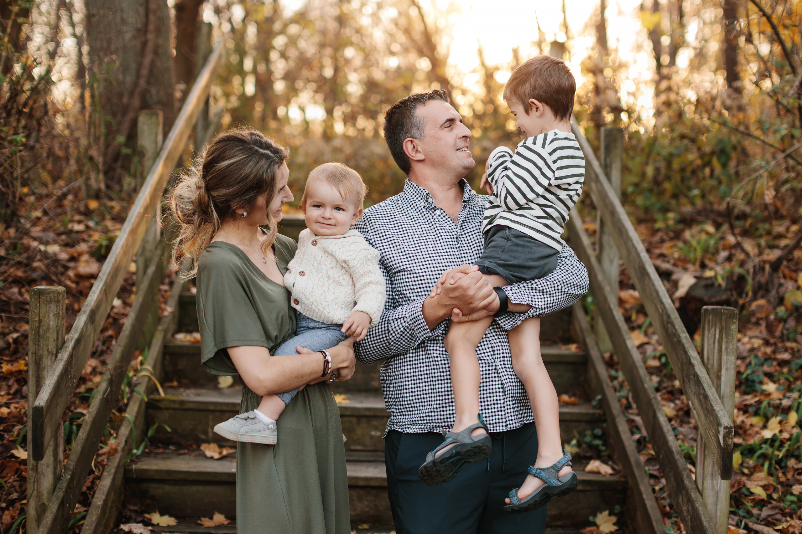 11.02.22 Family Photoshoot. Wedding family event photographer in Chicago Nick Yushevich