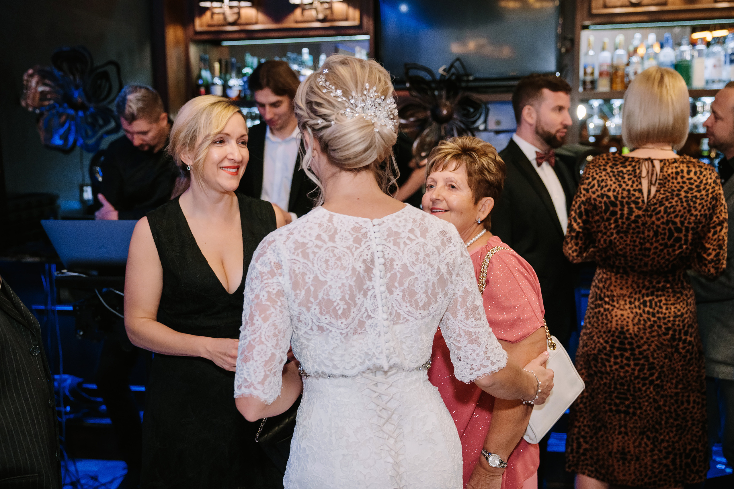 10.29.2022 Wedding. Wedding family event photographer in Chicago Nick Yushevich