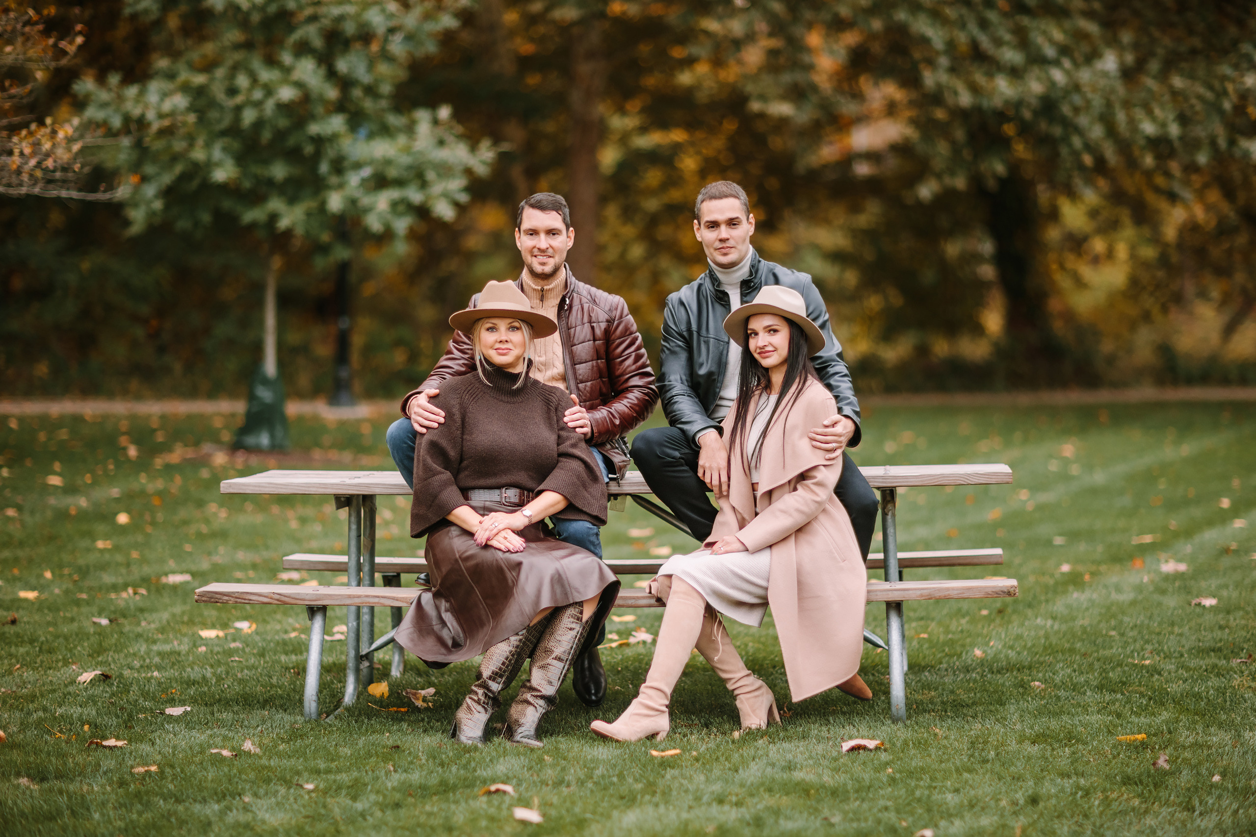 10.16.22 Family Photoshoot. Wedding family event photographer in Chicago Nick Yushevich