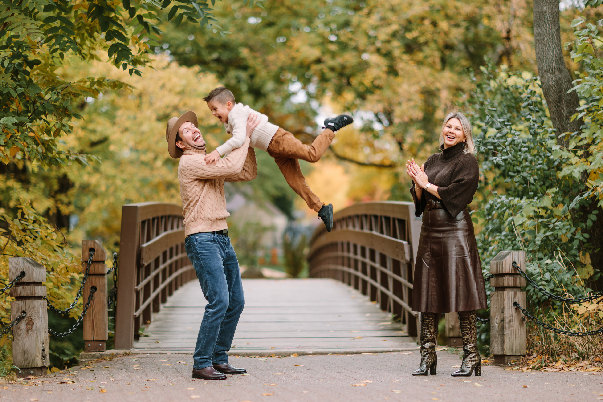 10.16.22 Family Photoshoot. Wedding family event photographer in Chicago Nick Yushevich
