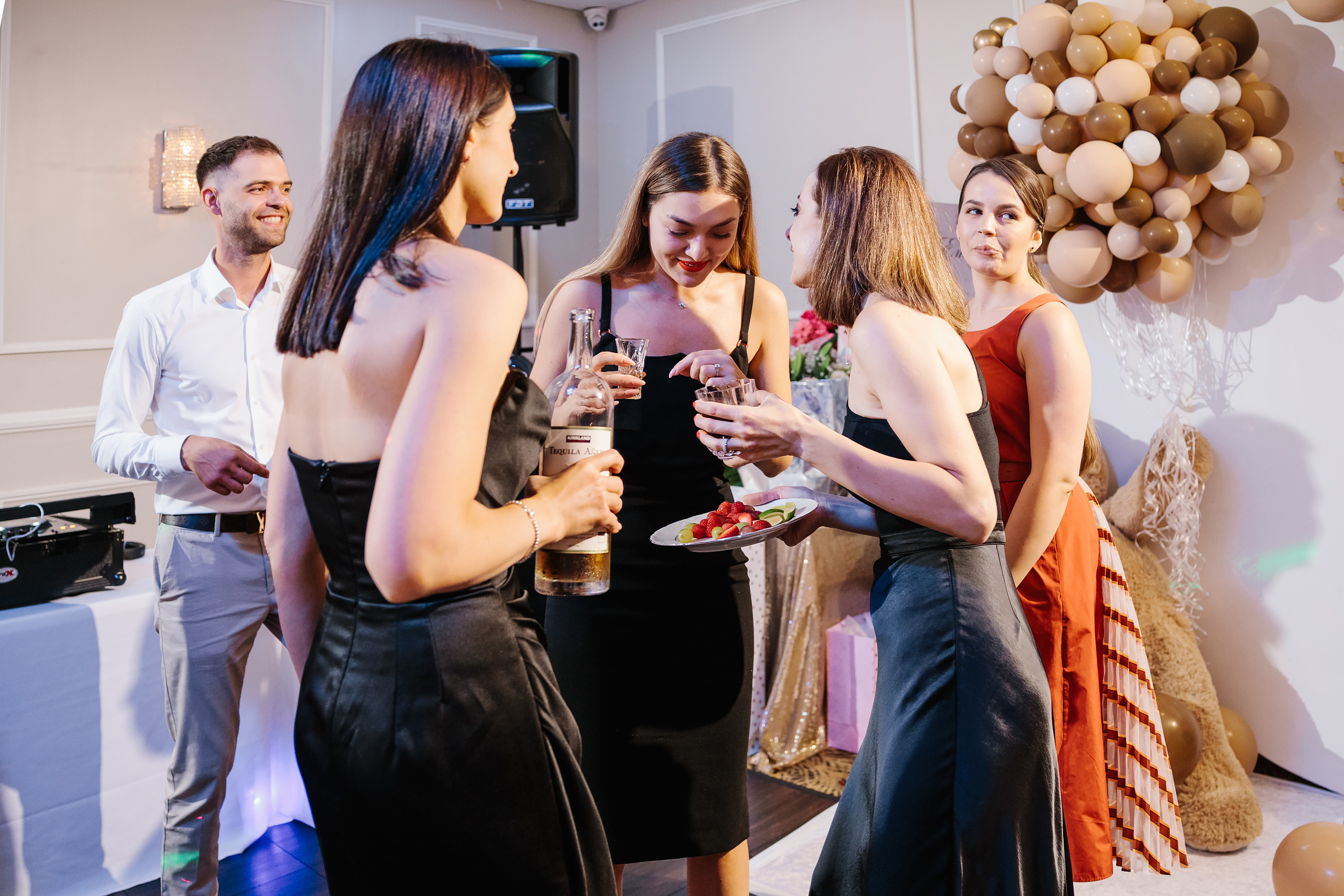 08.20.2022 First birthday. Wedding family event photographer in Chicago Nick Yushevich