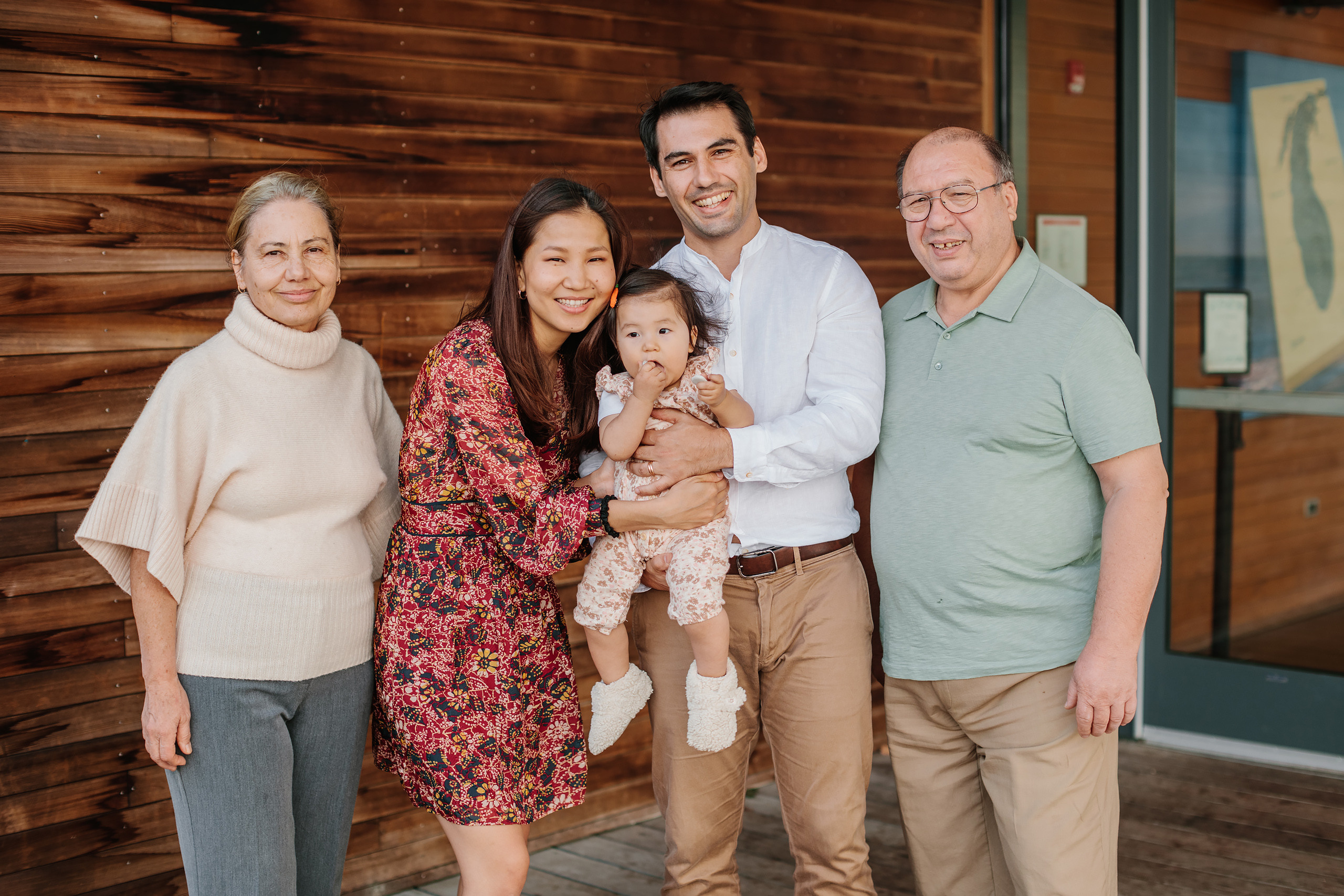 10.23.22 Family Photoshoot. Wedding family event photographer in Chicago Nick Yushevich