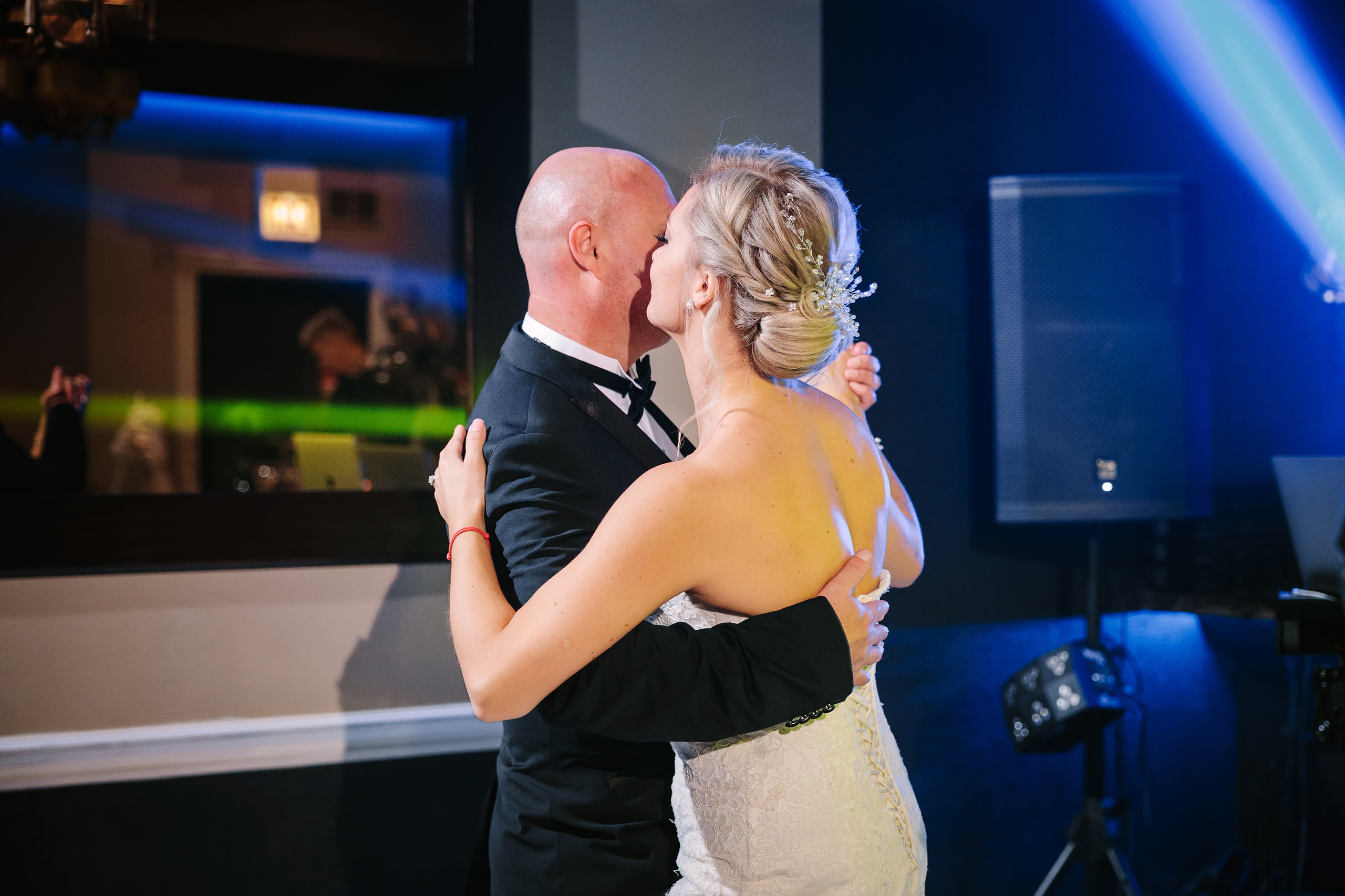 10.29.2022 Wedding. Wedding family event photographer in Chicago Nick Yushevich