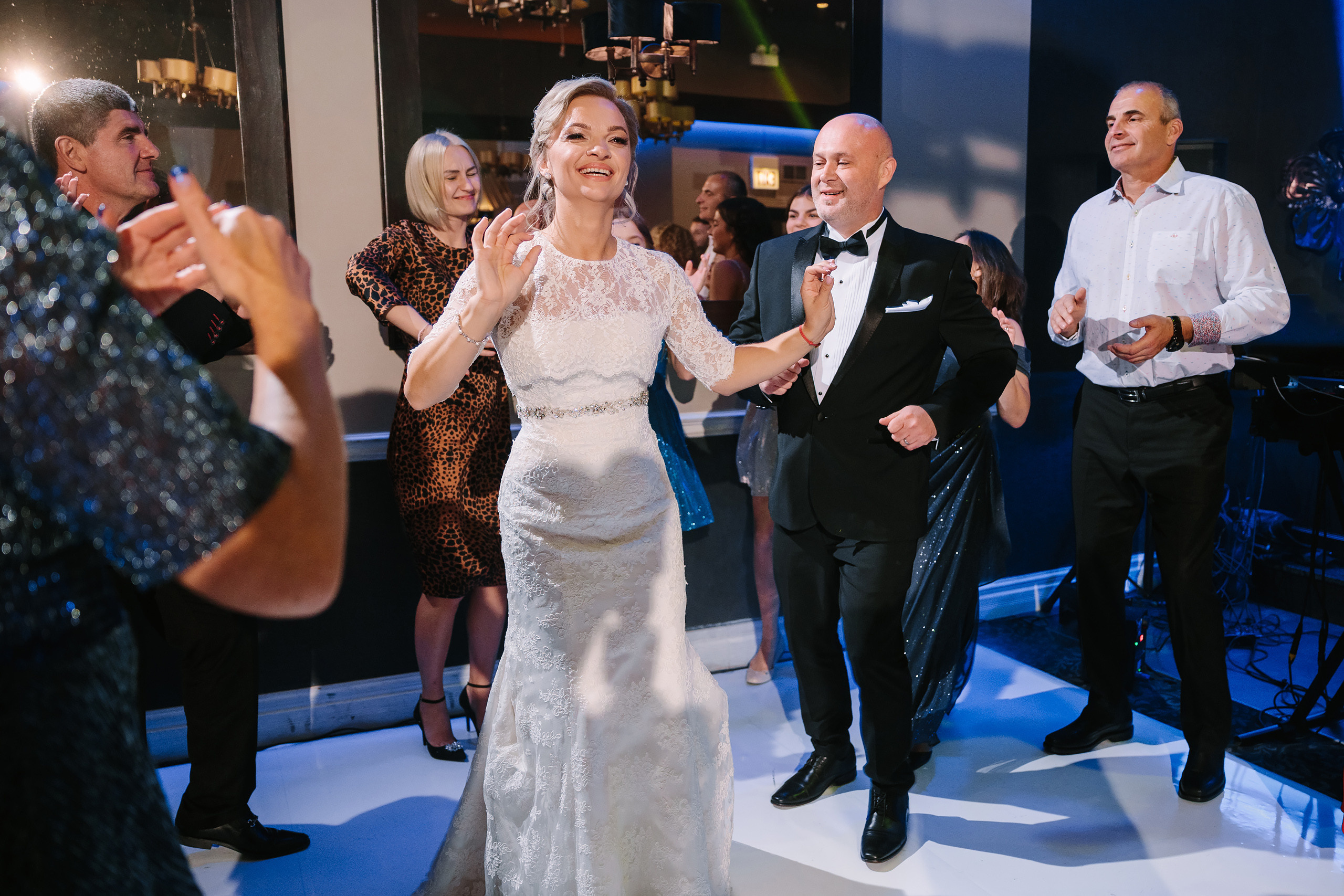 10.29.2022 Wedding. Wedding family event photographer in Chicago Nick Yushevich