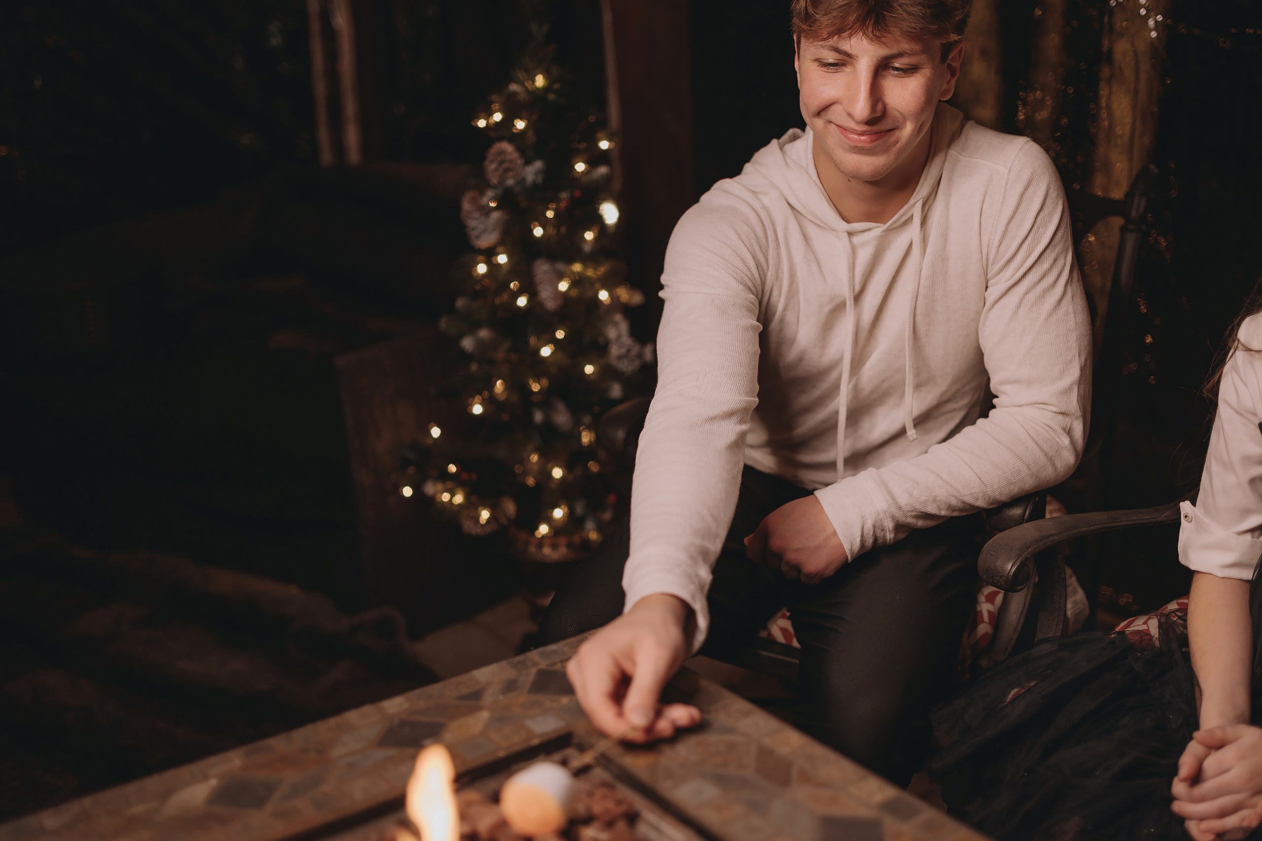 11.26.2022 Christmas Photoshoot. Wedding family event photographer in Chicago Nick Yushevich