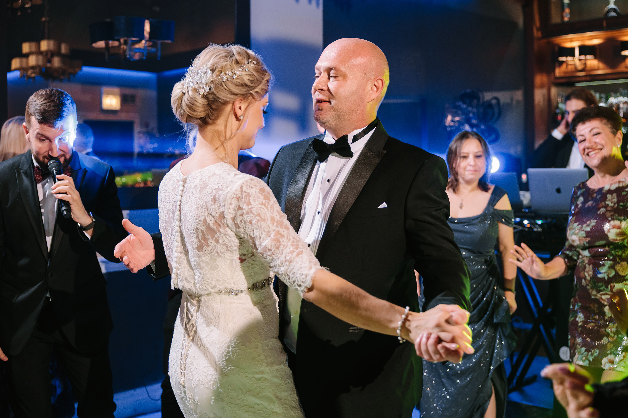 10.29.2022 Wedding. Wedding family event photographer in Chicago Nick Yushevich