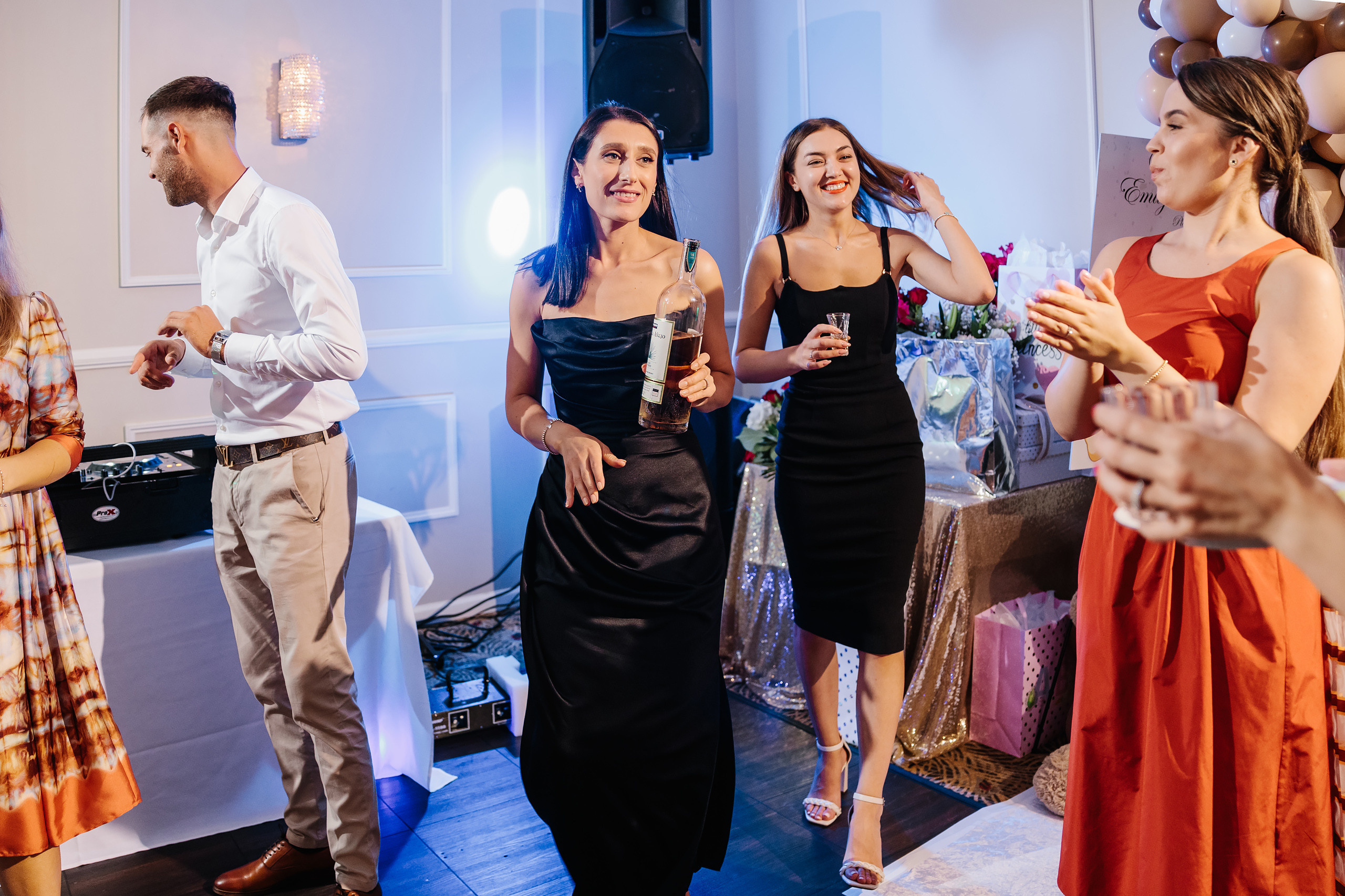 08.20.2022 First birthday. Wedding family event photographer in Chicago Nick Yushevich