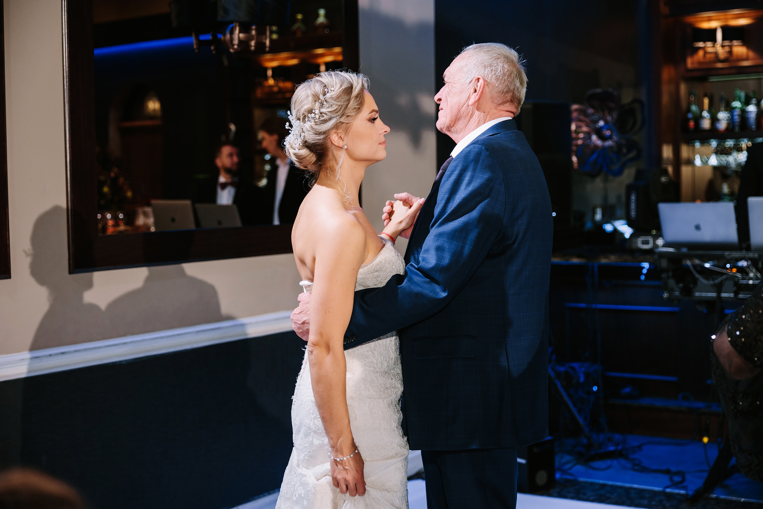 10.29.2022 Wedding. Wedding family event photographer in Chicago Nick Yushevich