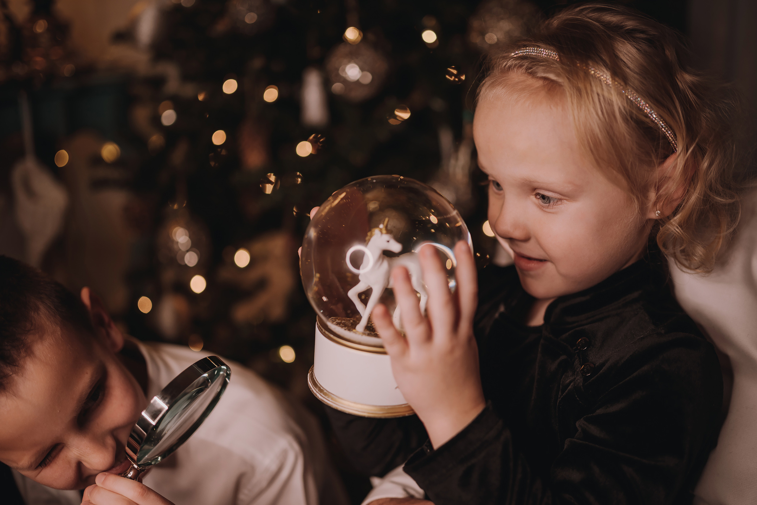 11.25.2022 Christmas Photoshoot 5. Wedding family event photographer in Chicago Nick Yushevich