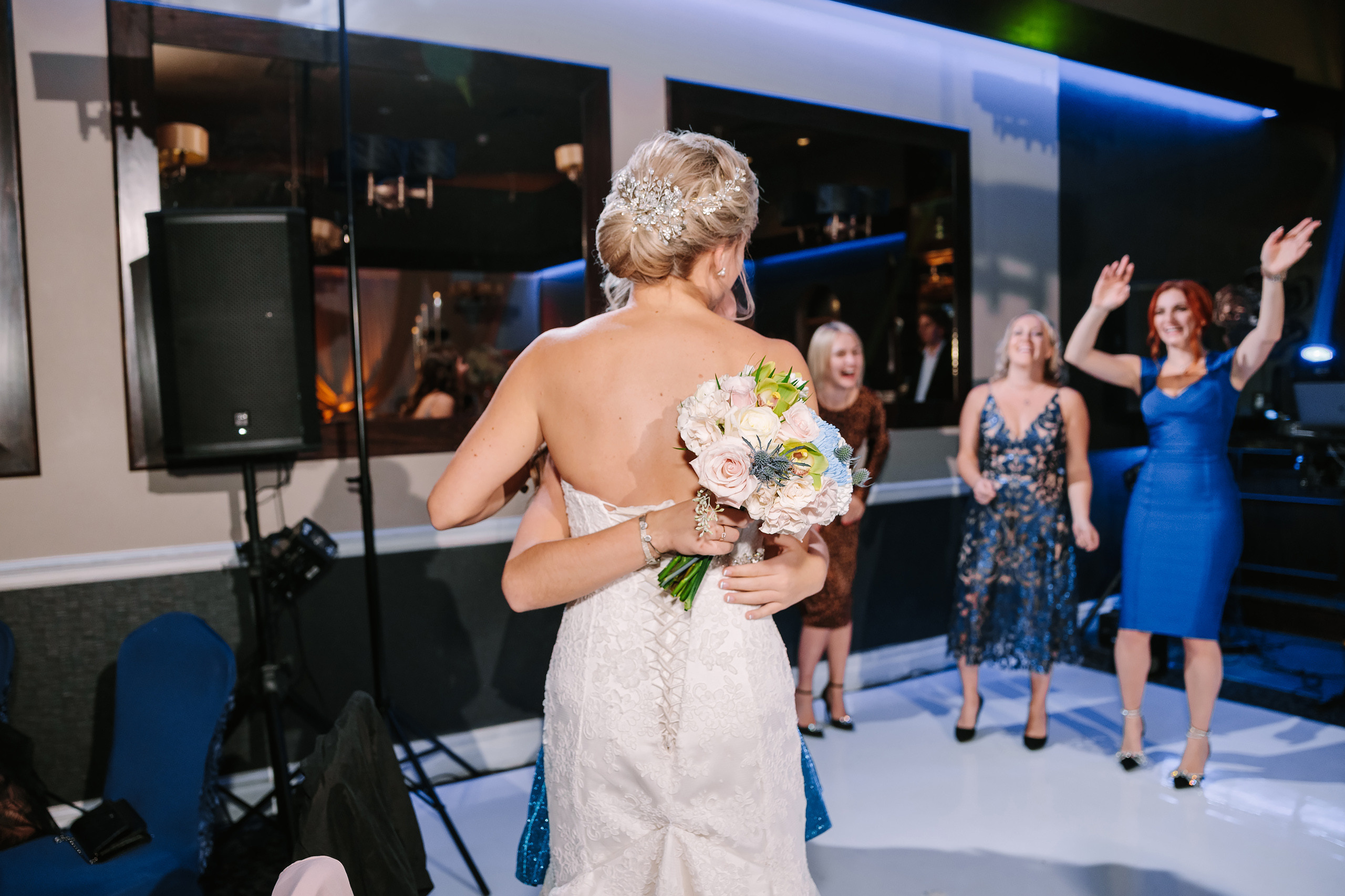 10.29.2022 Wedding. Wedding family event photographer in Chicago Nick Yushevich