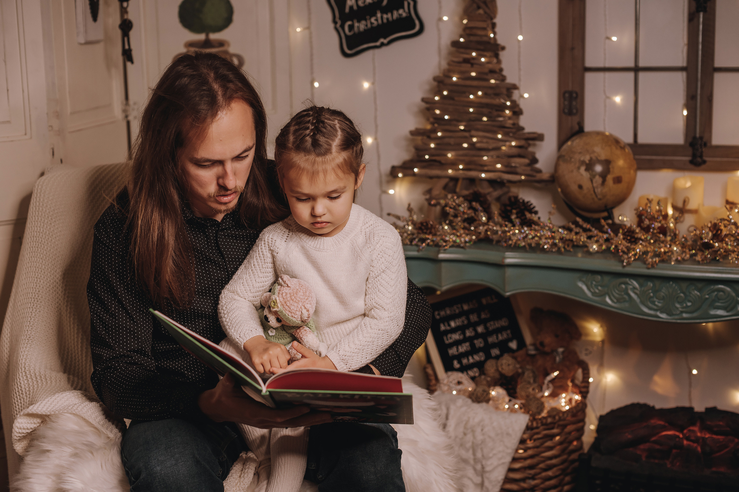 11.19.2022 Christmas Photoshoot 4. Wedding family event photographer in Chicago Nick Yushevich