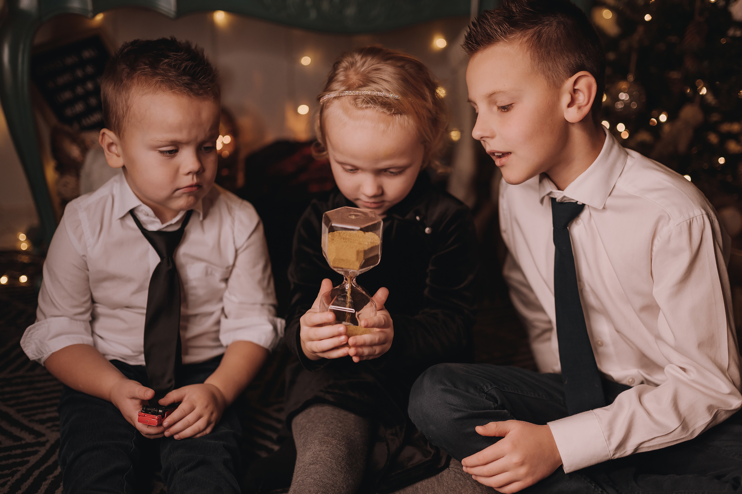 11.25.2022 Christmas Photoshoot 5. Wedding family event photographer in Chicago Nick Yushevich