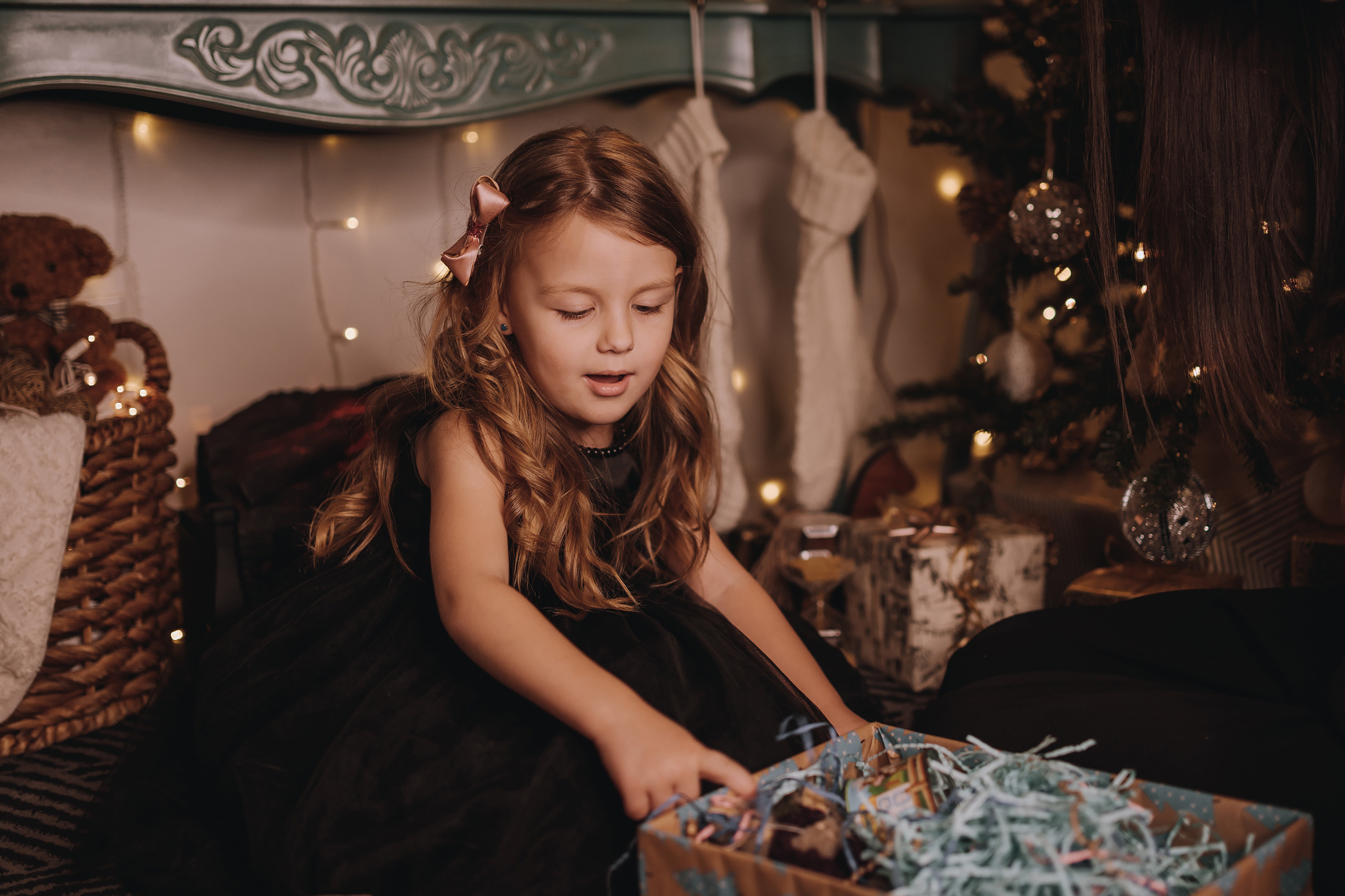 11.25.2022 Christmas Photoshoot 6. Wedding family event photographer in Chicago Nick Yushevich