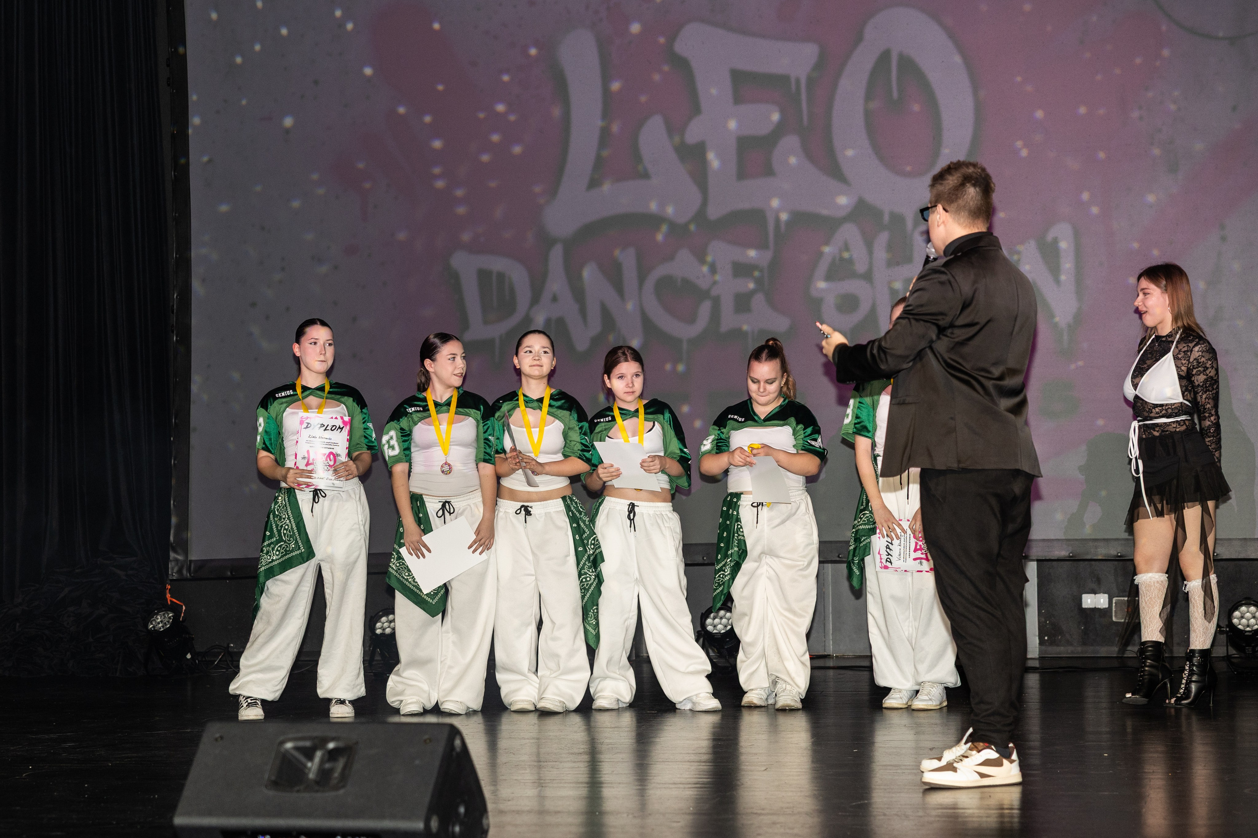 LEO DANCE SHOW WINTER 2025. Семейный и детский фотограф в Варшаве Мила Бобровская