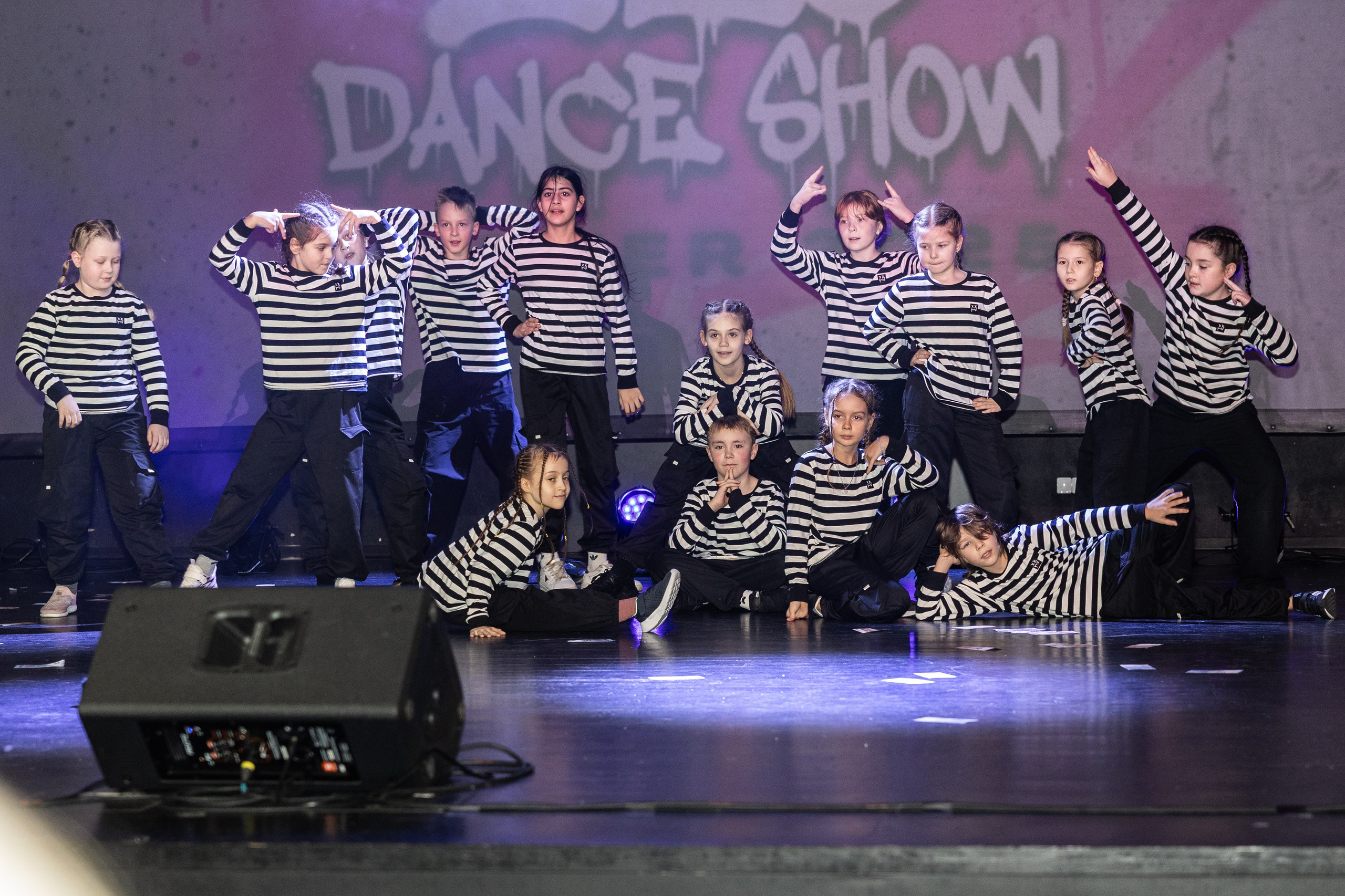 LEO DANCE SHOW WINTER 2025. Семейный и детский фотограф в Варшаве Мила Бобровская