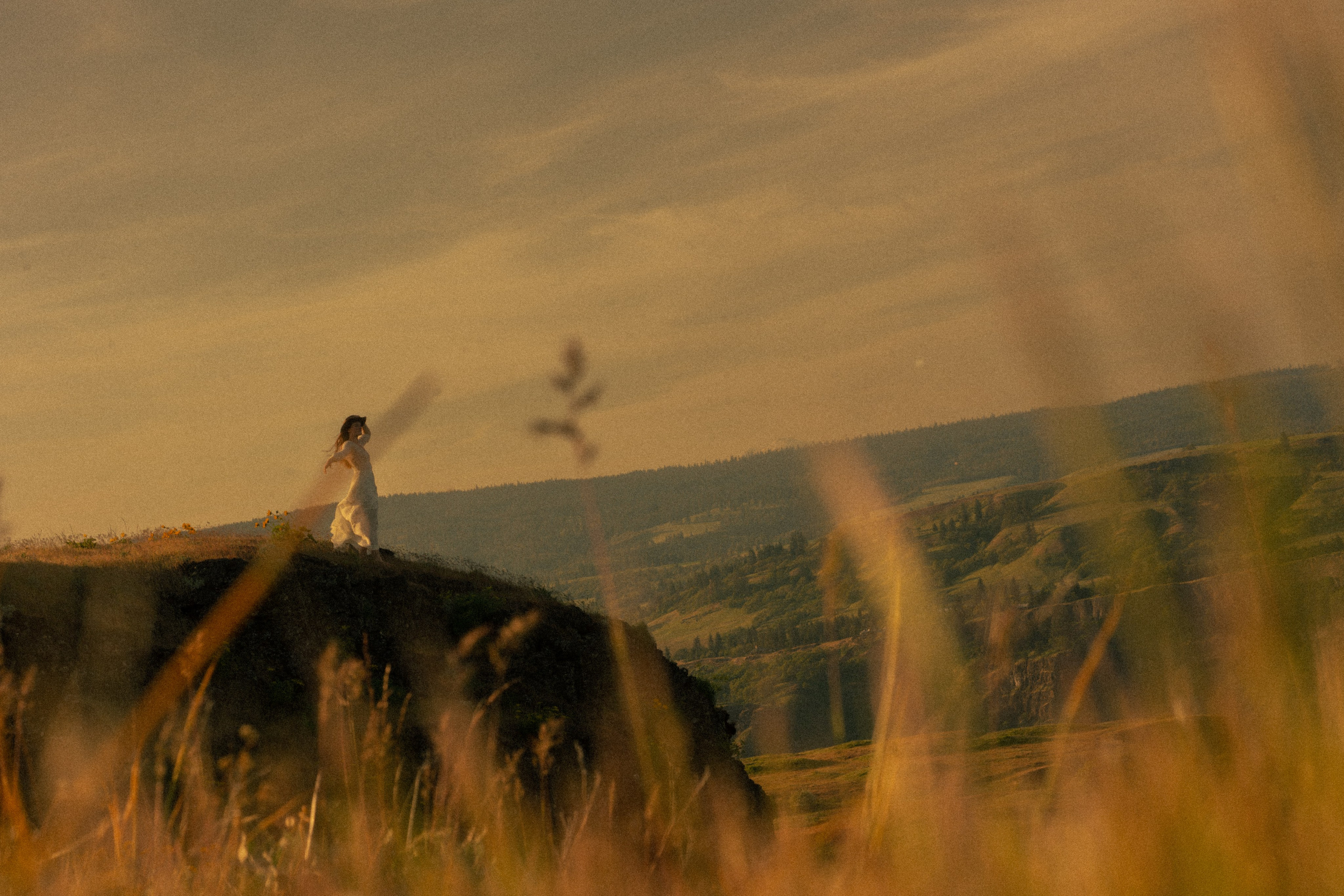 Soft light. Cinematic Photographer Oregon — Washington