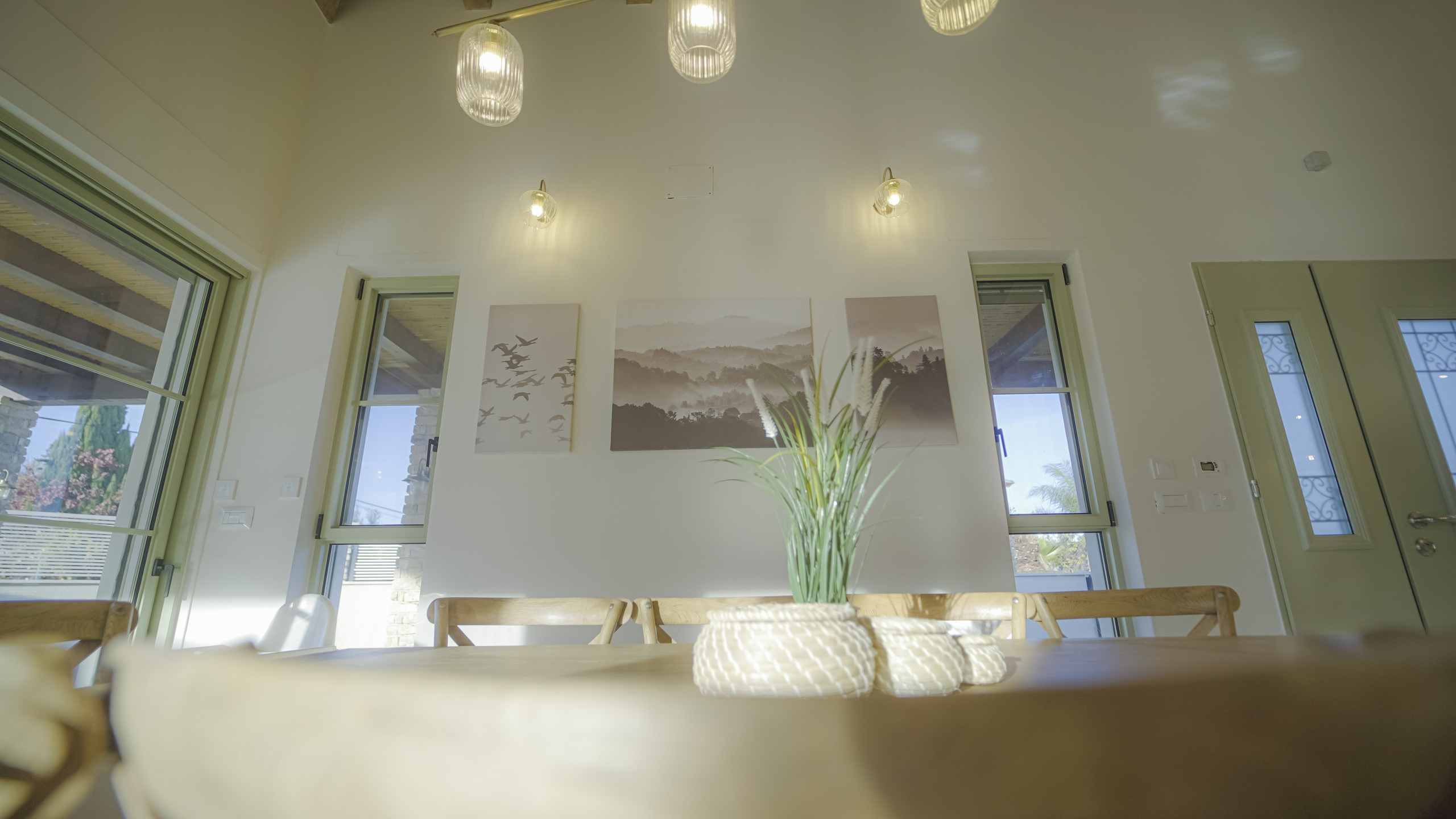 נדל"ן ובתים. יותם שחר צילום ועריכה