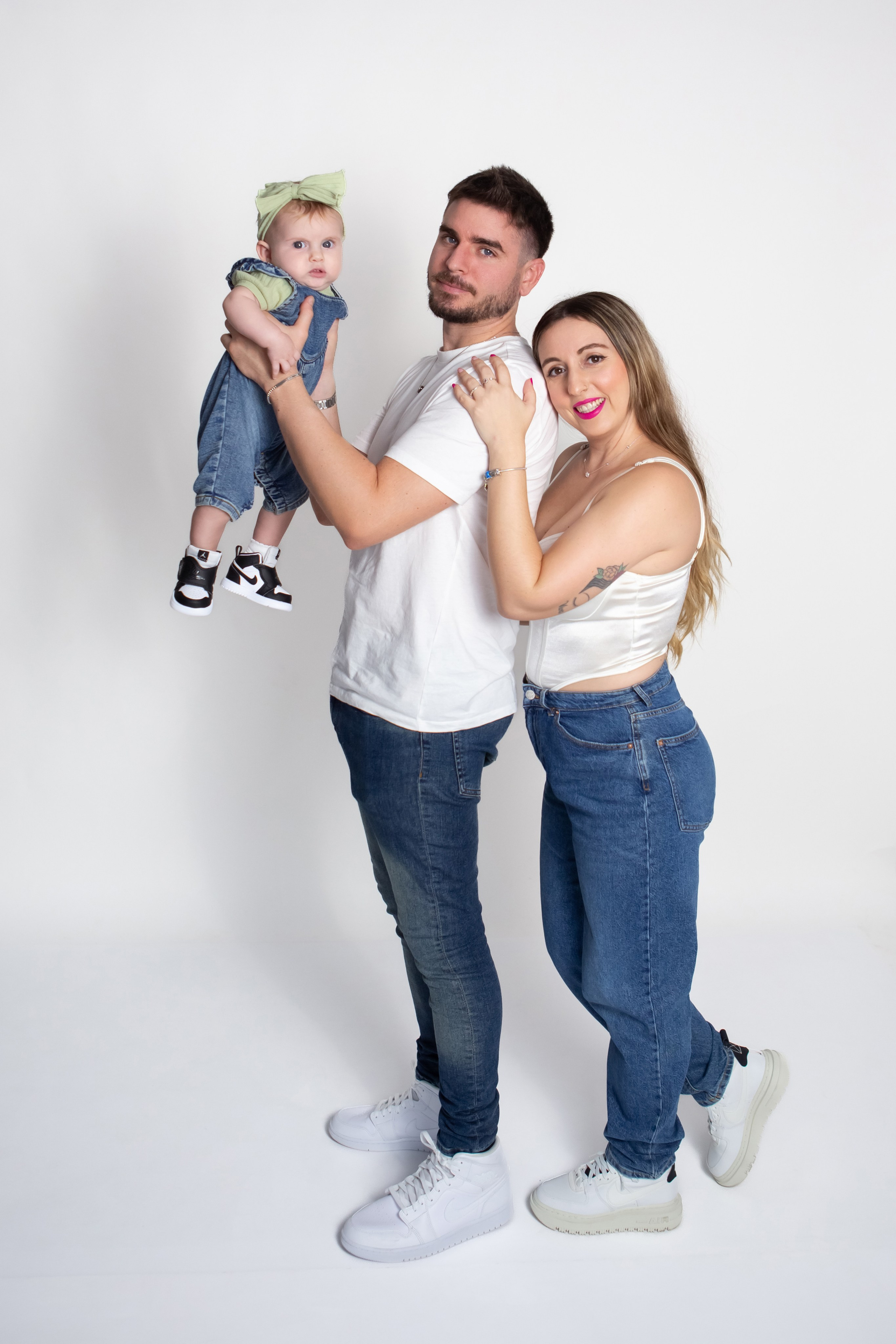 Beautiful family photo session in Spain. Professional photographer in Spain