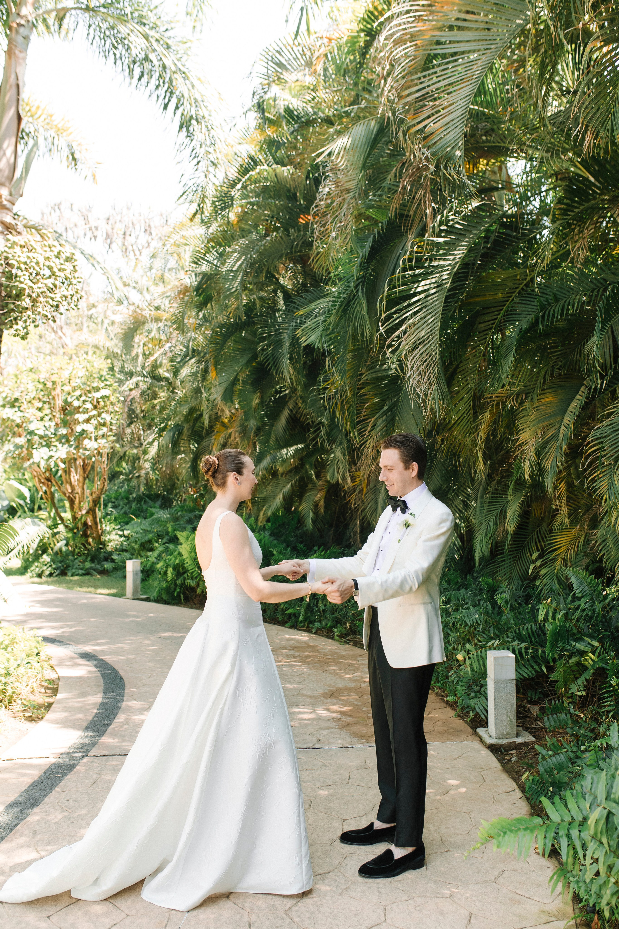Tizate Sea Garden. Wedding photographer Mexico Sayulita Puerto Vallarta Punta Mita Cabo
