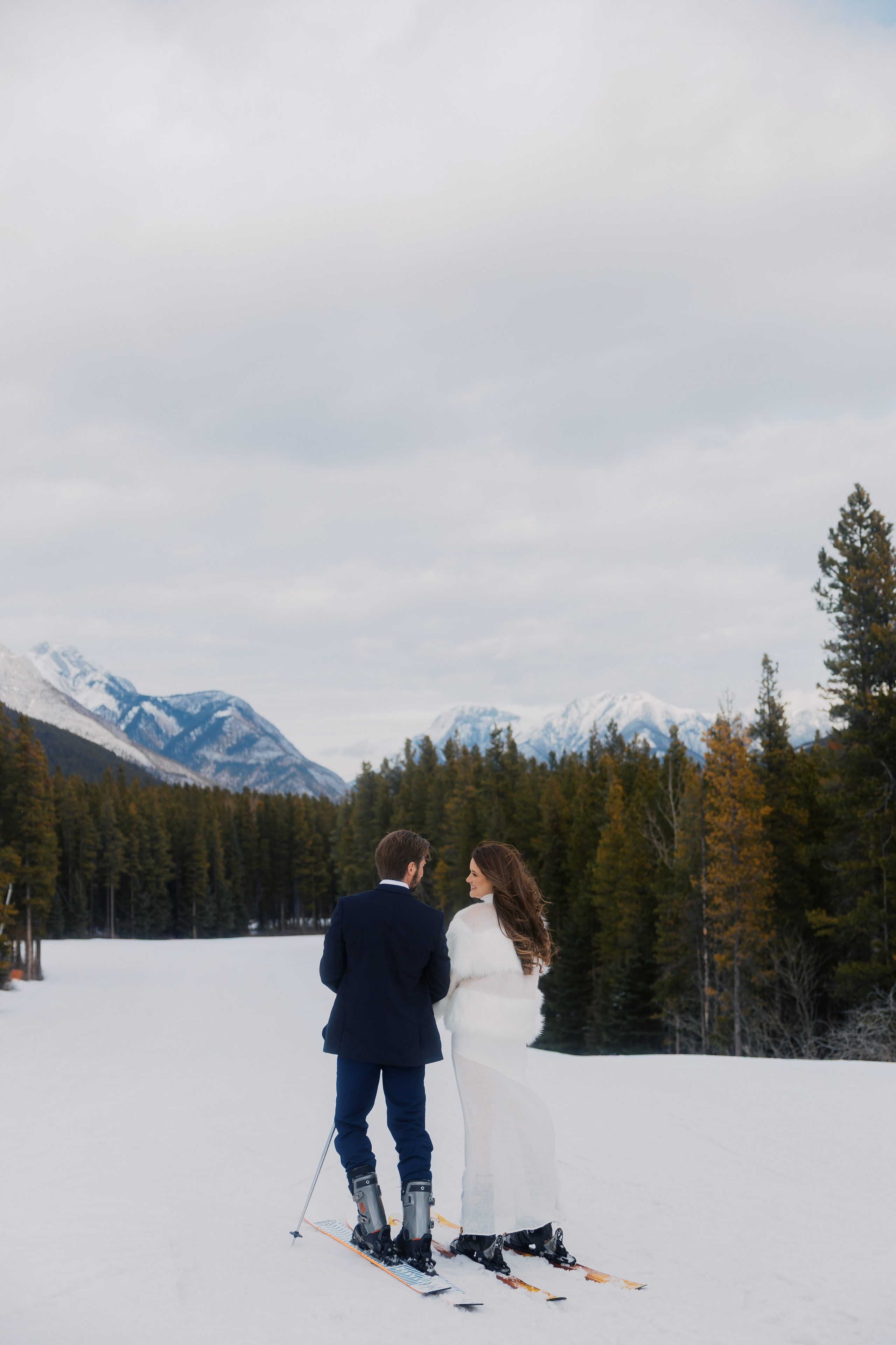 Ski engagement session. Home