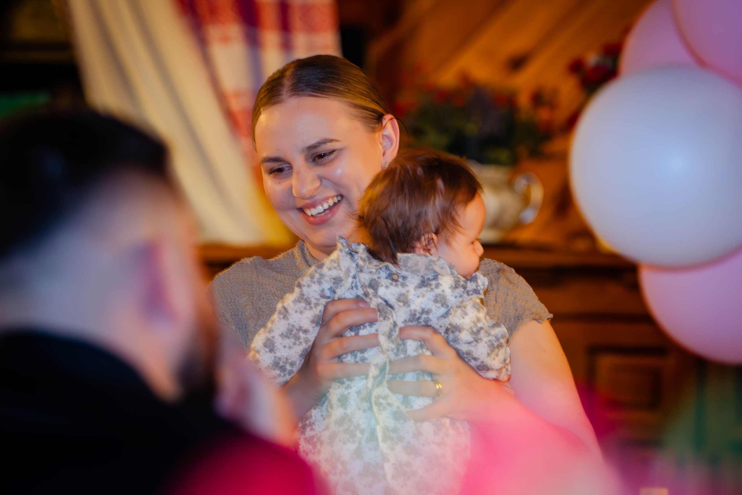 Miriam Eva. Fotograf evenimente PRIVATE