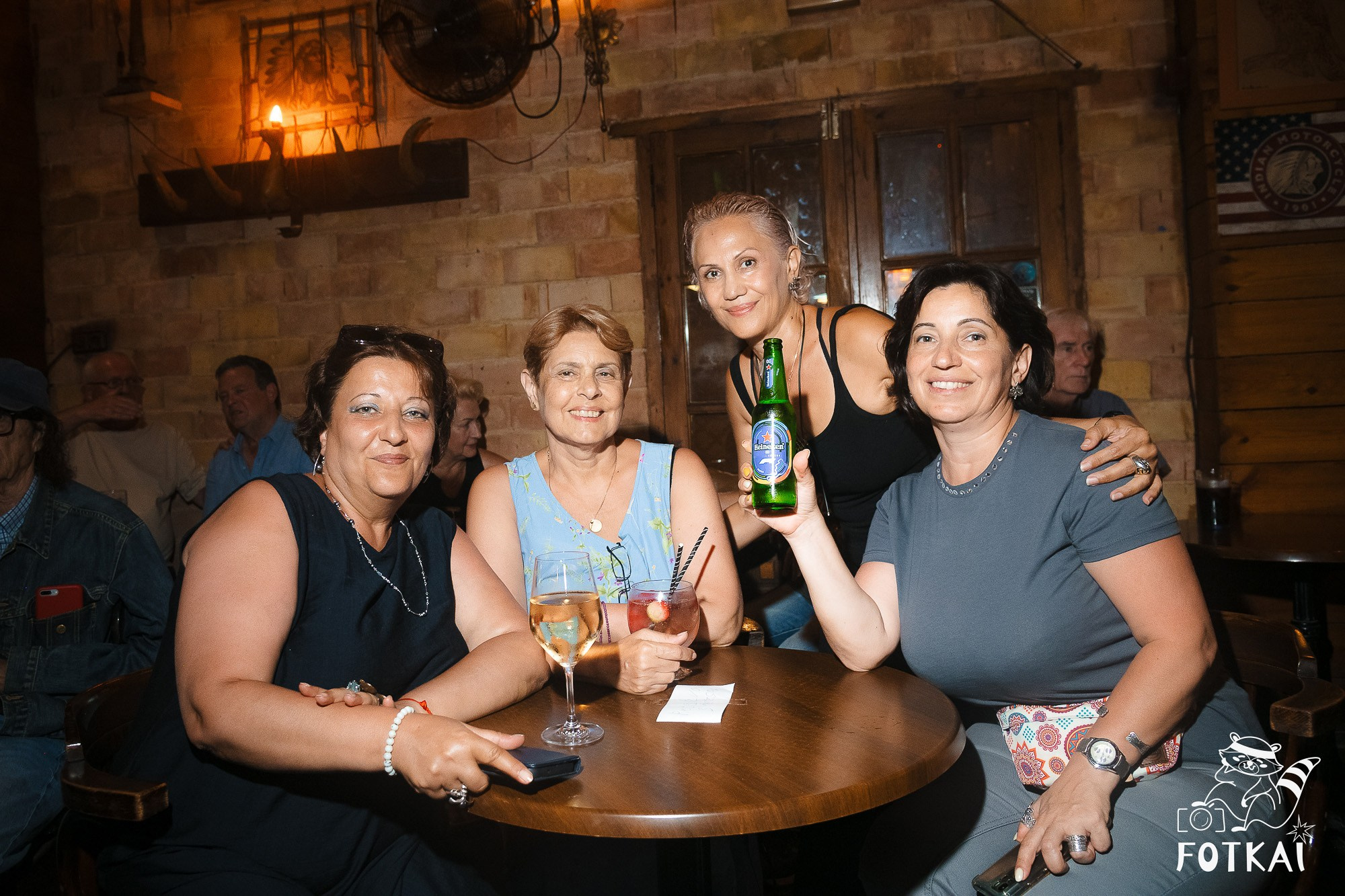 Jam Night в баре El Paso, Торревьеха — фоторепортаж живого джем-сейшена, июнь 2026 | FOTKAI