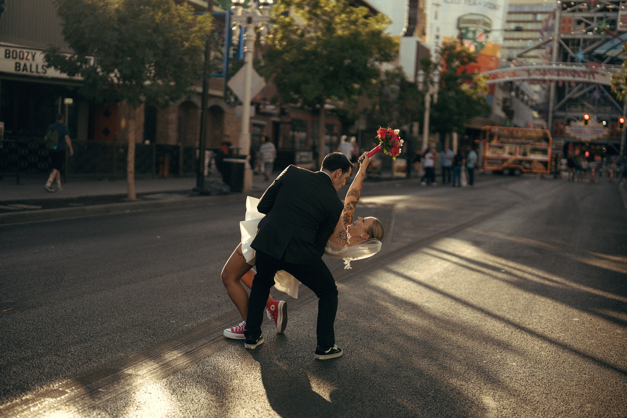 Klara&Marsel. Wedding & elopement photographer Viktoriya Kravtsov. Las Vegas
